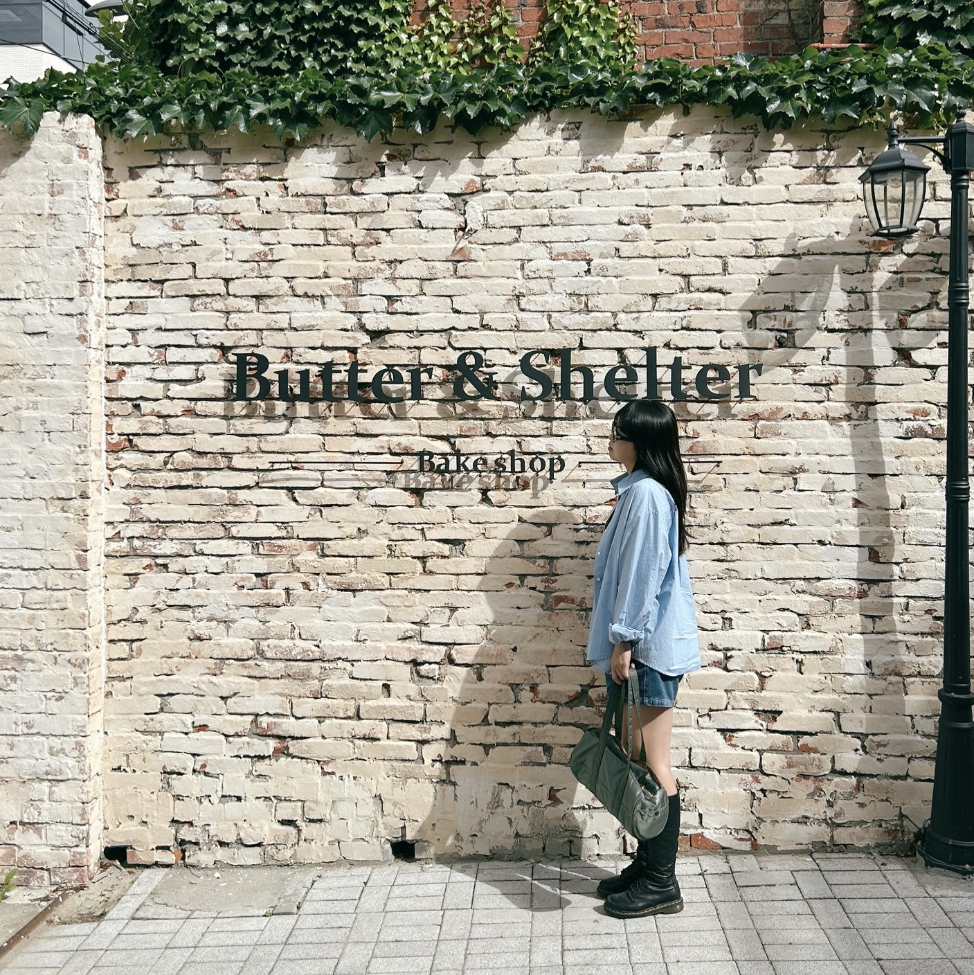 Porter Tanker Duffle Bag L Sage Green, Island Slipper Classic Ultimate Suede Army Green Olive 착용 스타일 - 2