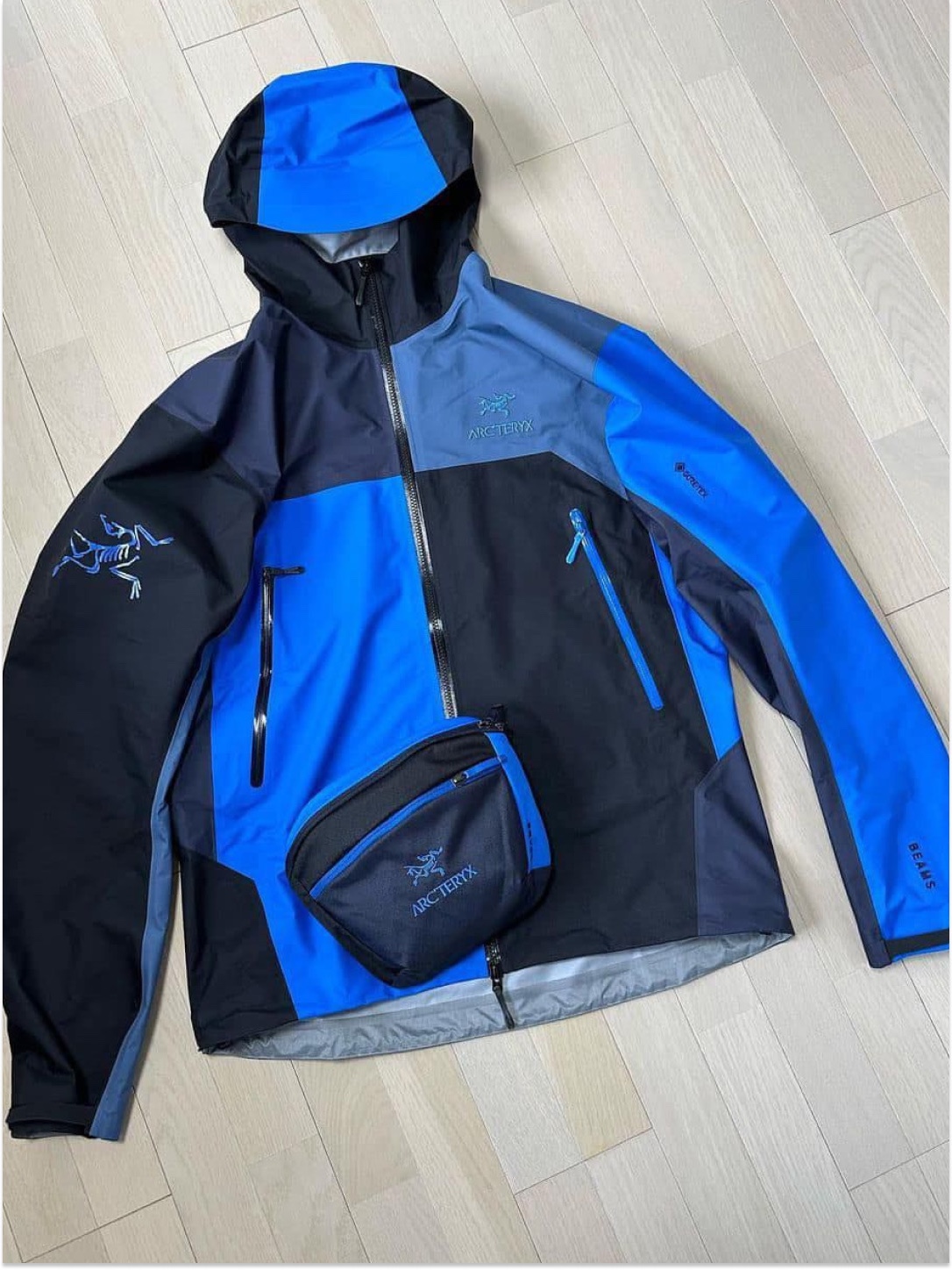 Arc'teryx x Beams Beta Jacket Boro Blue, Arc'teryx x Beams Dimensions Beta Jacket Multi 착용 스타일 - 4