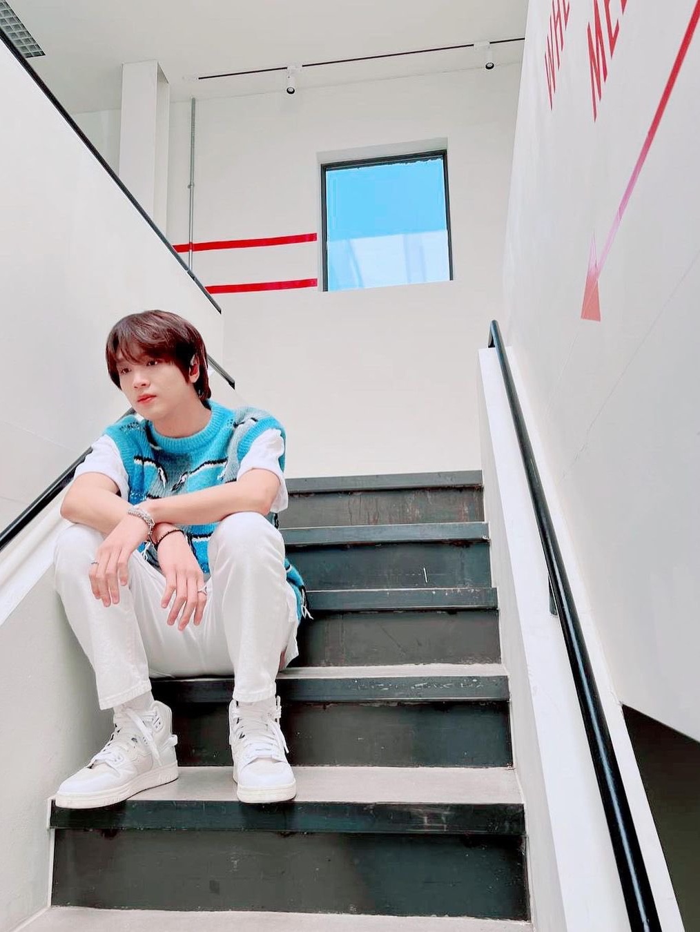 (W) Acne Studios Buxeda Suede Trimmed Leather High-Top Sneakers Multi White 착용 스타일