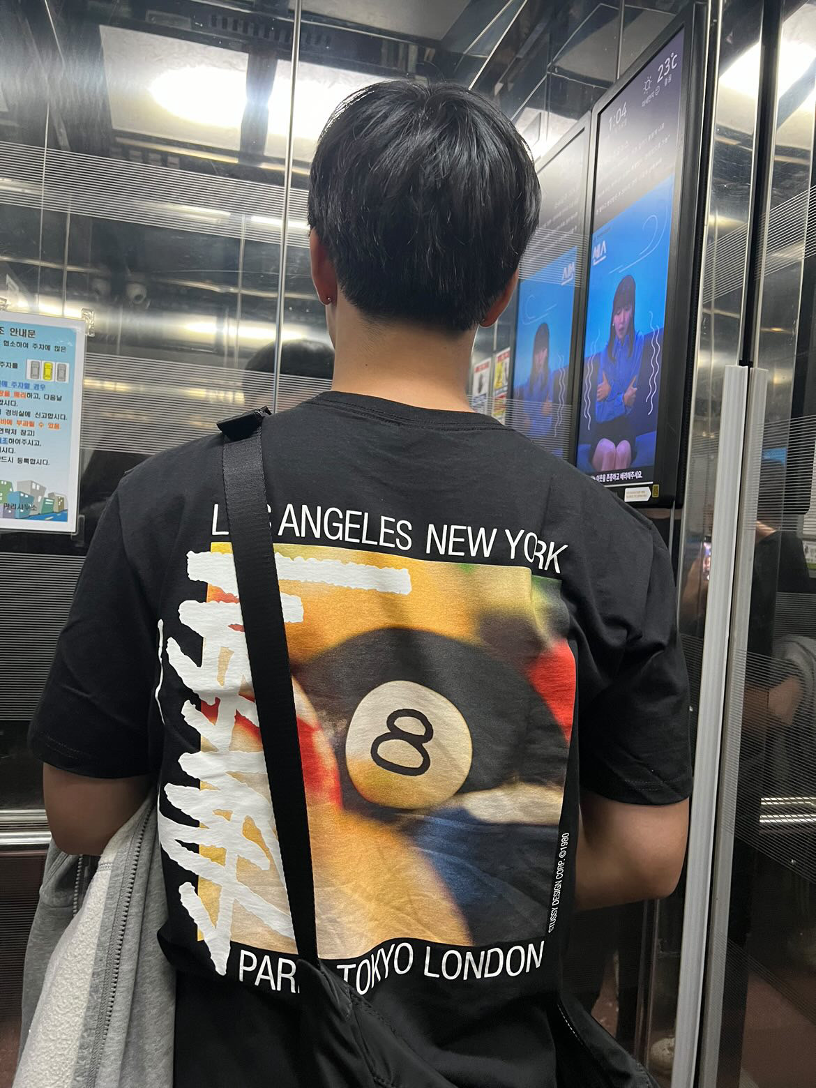 Stussy Billiards T-Shirt Black 착용 스타일