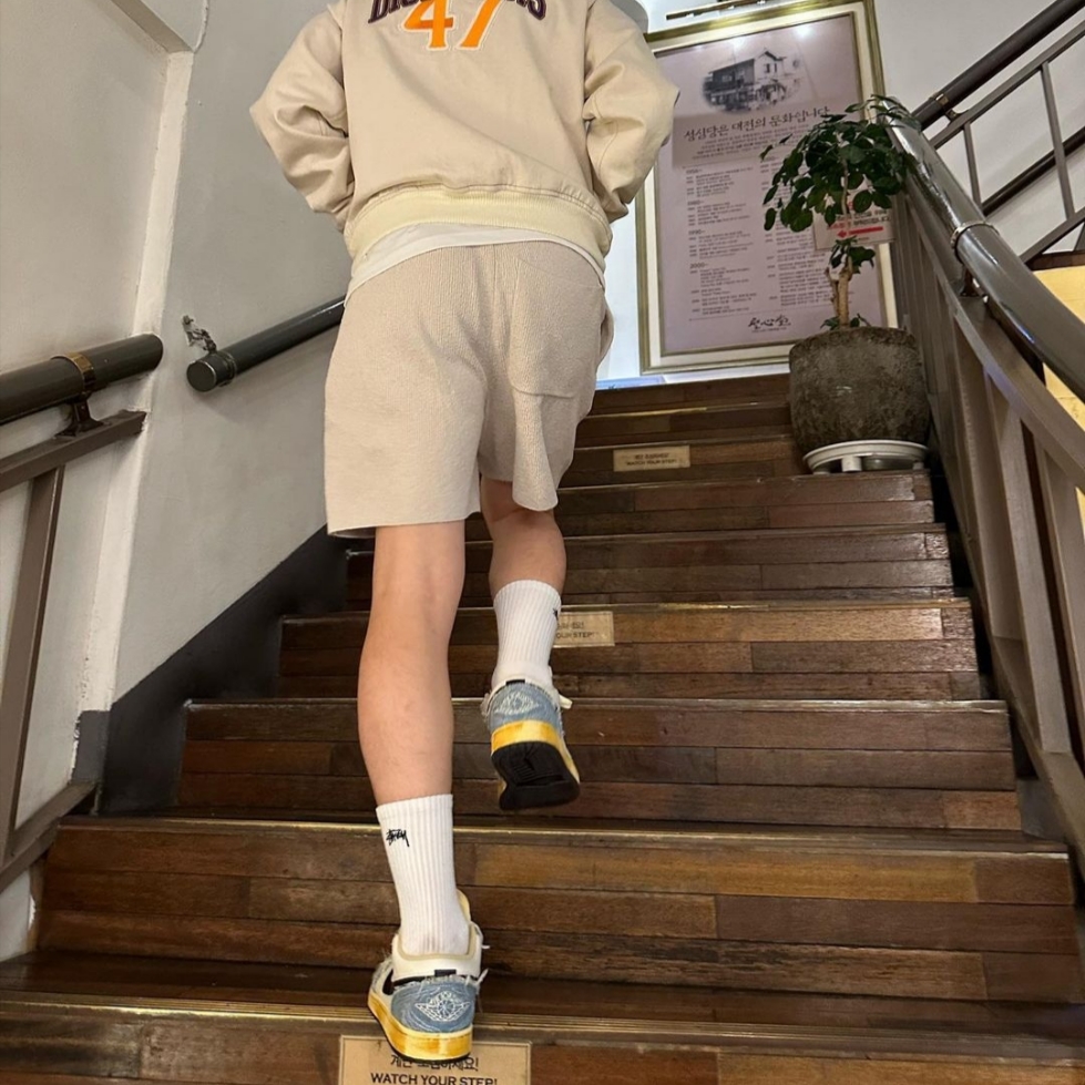 Jordan 1 Low World Make Japan 착용 스타일 - 1