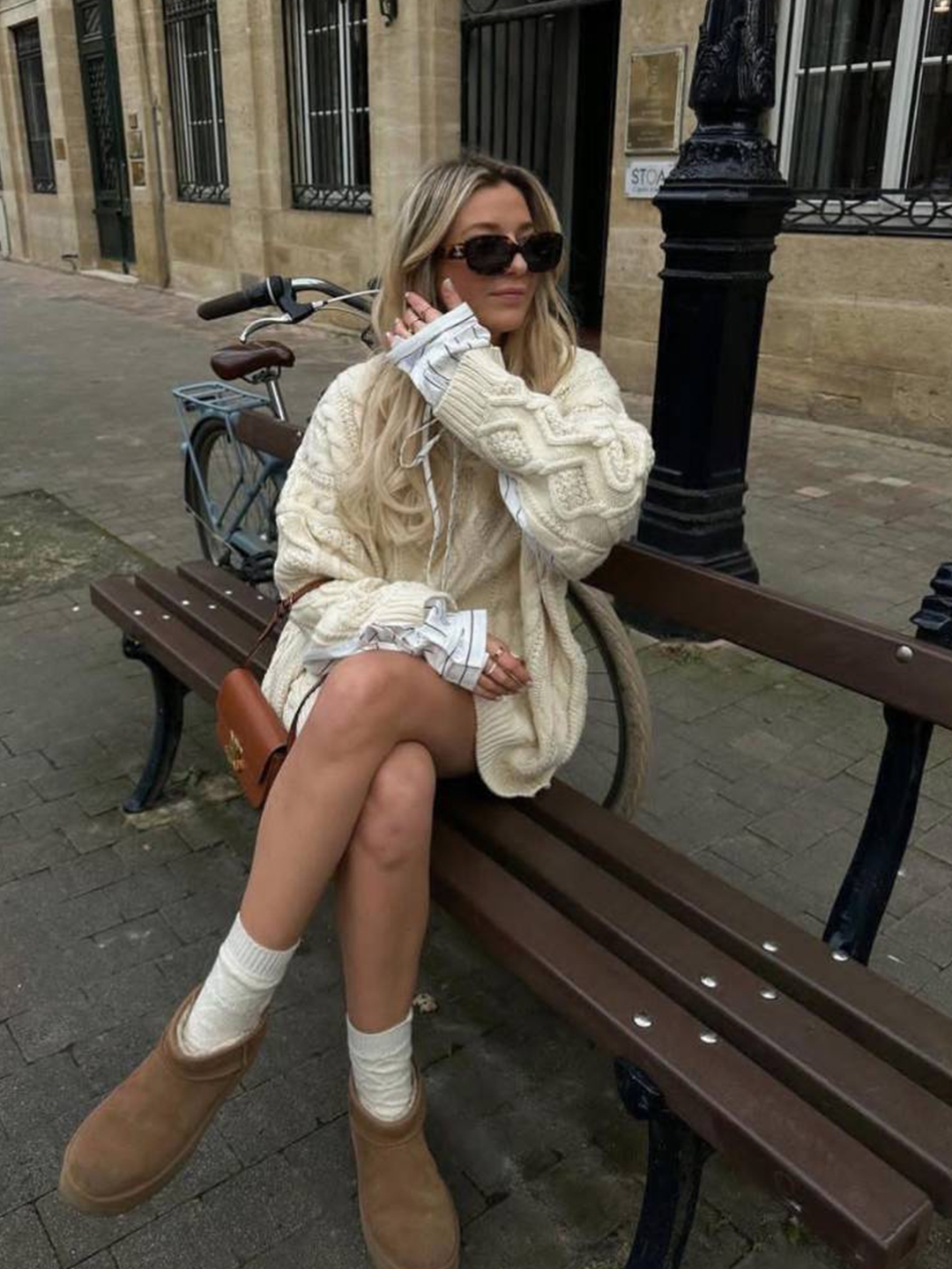 (W) UGG Classic Ultra Mini Boots Chestnut, (W) UGG Classic Ultra Mini Platform Boots Chestnut 착용 스타일 - 2
