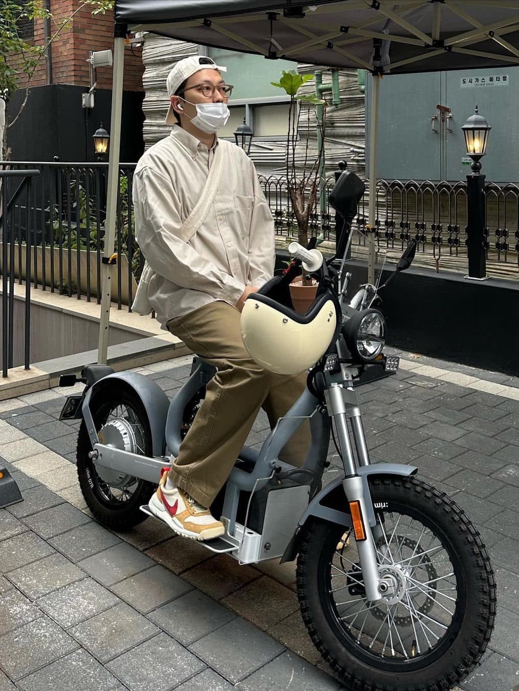 Jordan 1 Low Kkachi, Nike x Tom Sachs Mars Yard Shoe 1.0 Space Camp 착용 스타일 - 4
