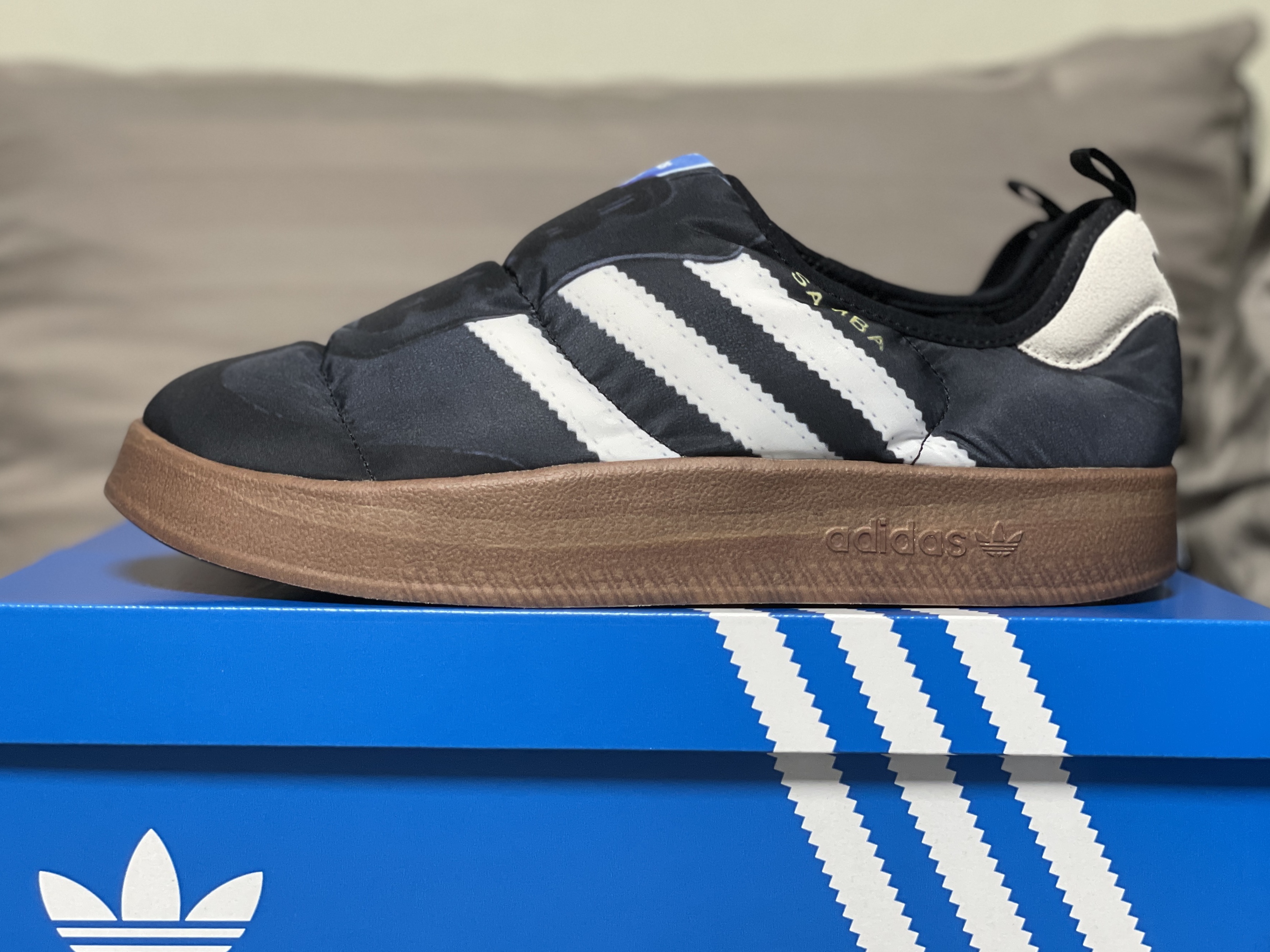 Adidas Puffylette Samba Core Black 착용 스타일 - 2