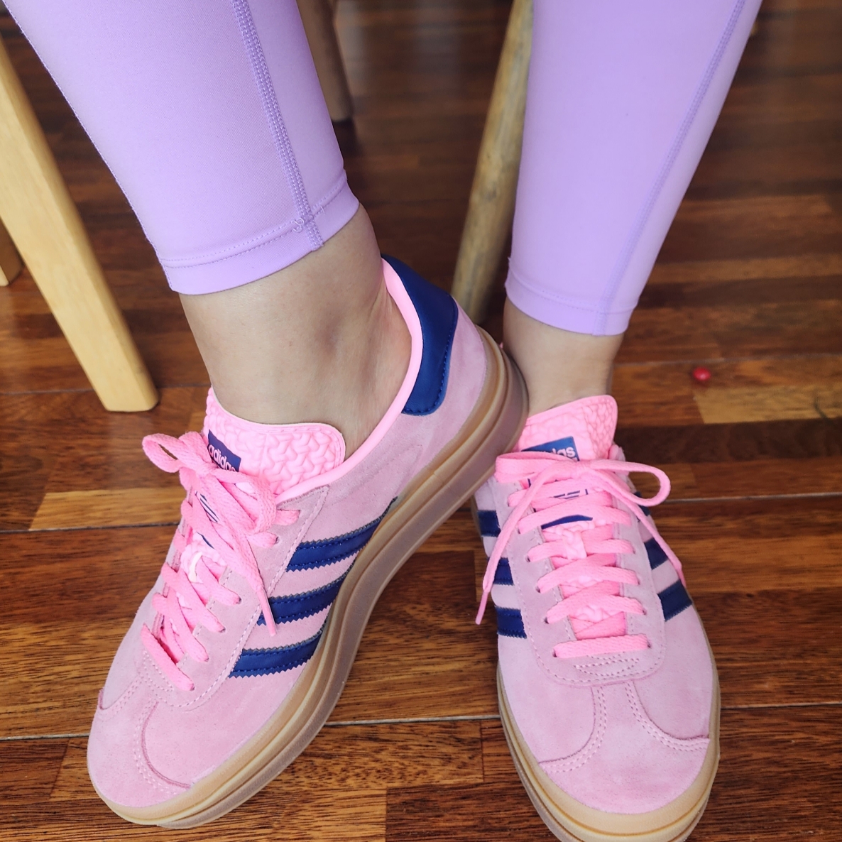 (W) Adidas Gazelle Bold Pink Glow Victory Blue 착용 스타일