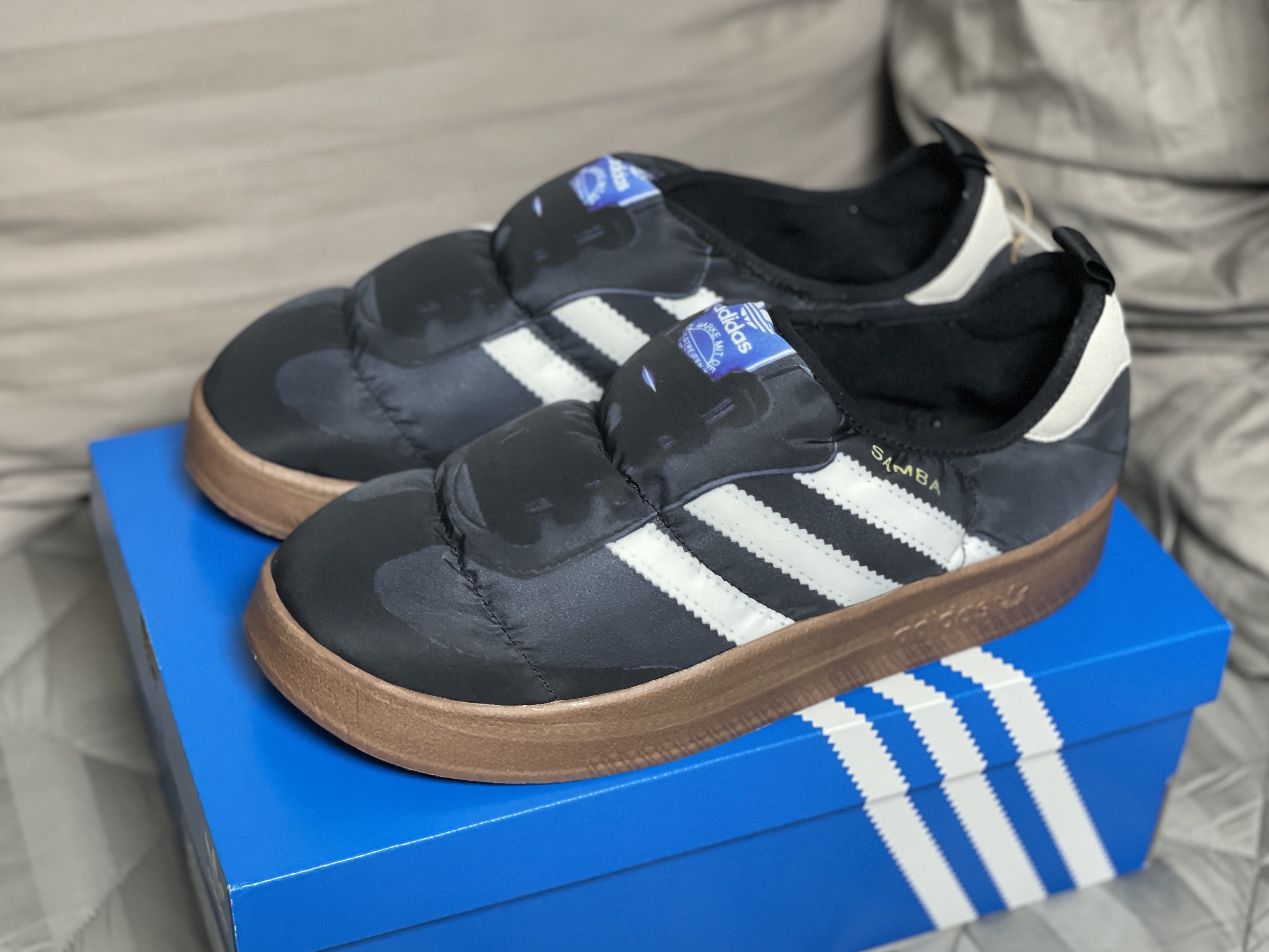 Adidas Puffylette Samba Core Black 착용 스타일 - 1