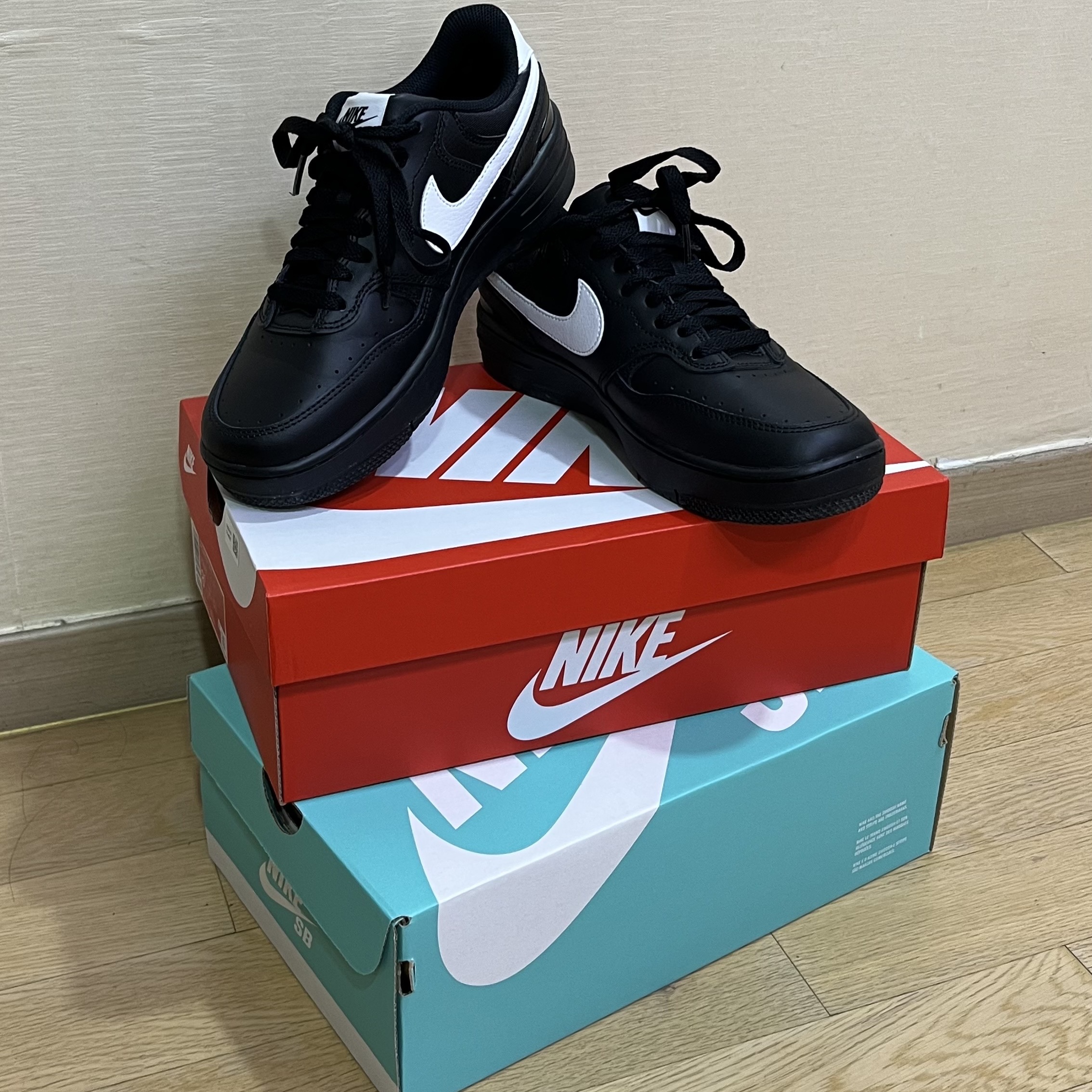 (W) Nike Gamma Force Black White 착용 스타일 - 2
