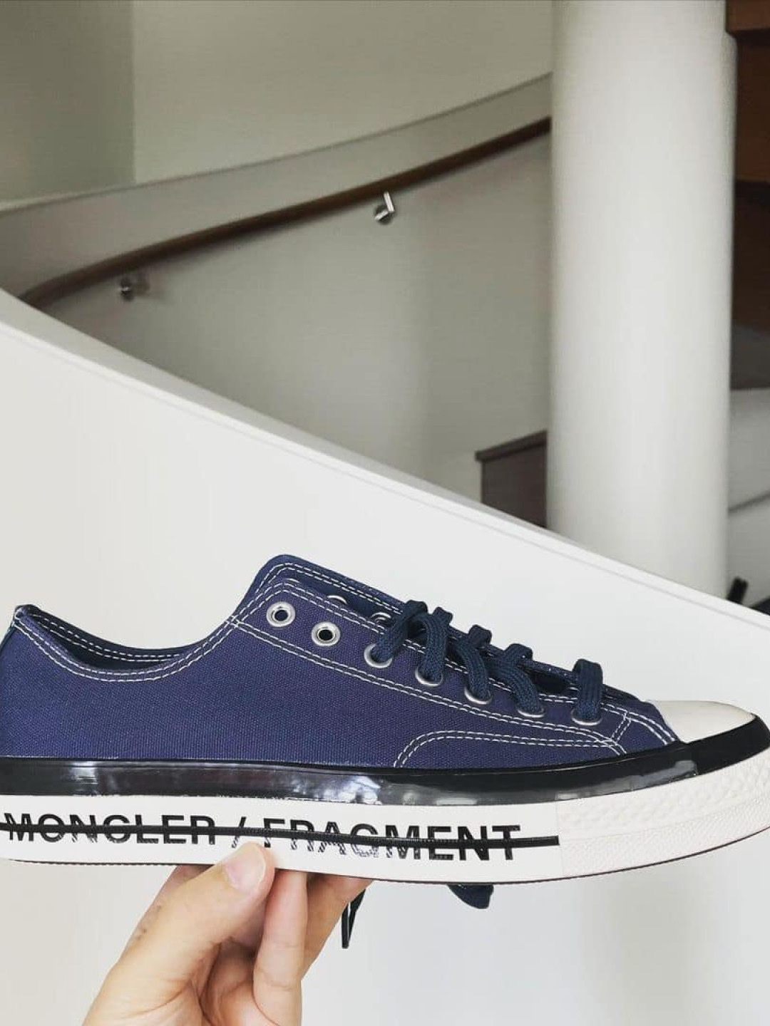 Converse x Moncler x Fragment Chuck 70 Ox Fraylor III Insignia Blue, Converse x Fragment Chuck 70 Ox Tuxedo 착용 스타일 - 2