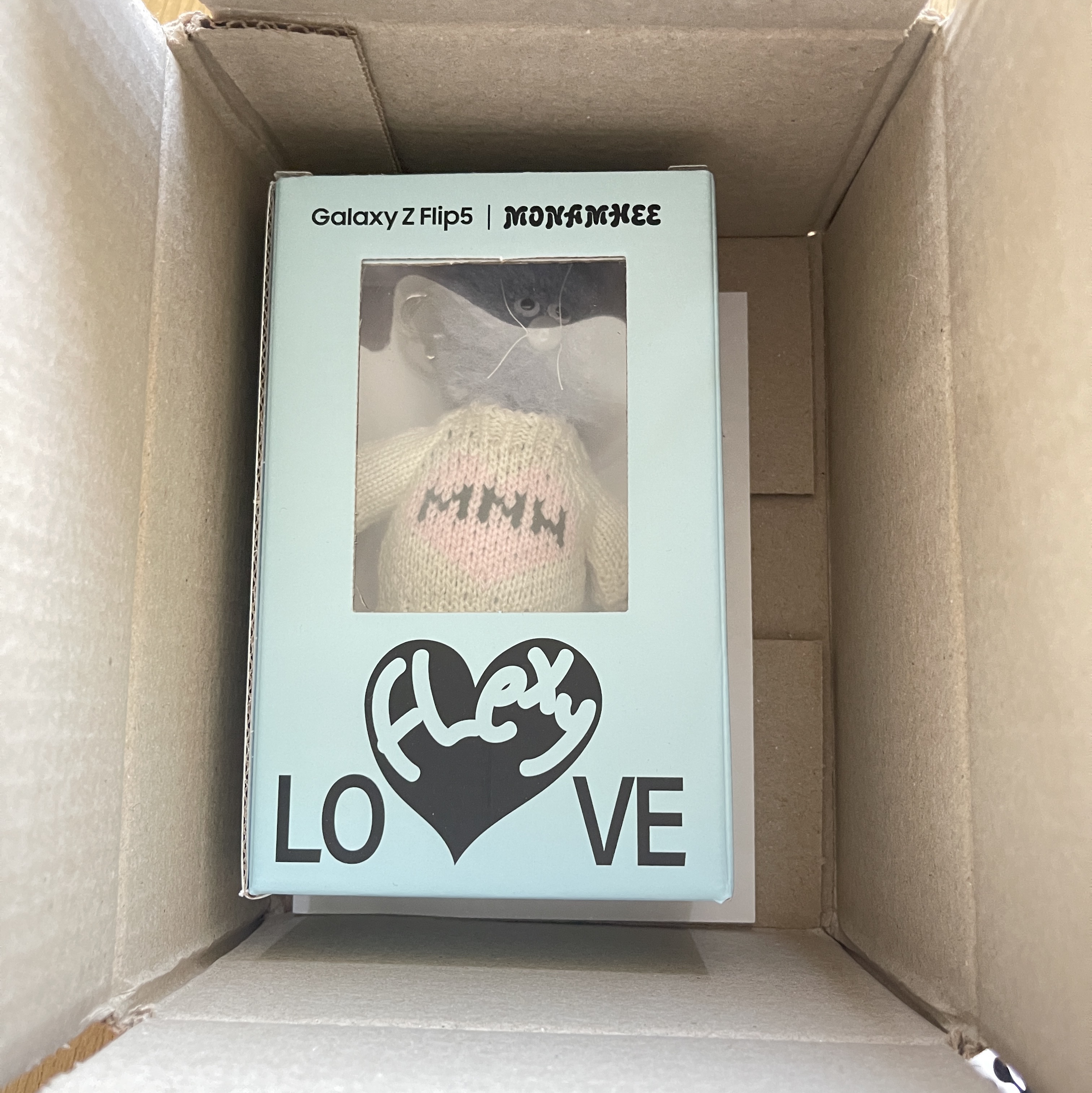 Monamhee Love Flexy Keyring Blue 착용 스타일 - 1