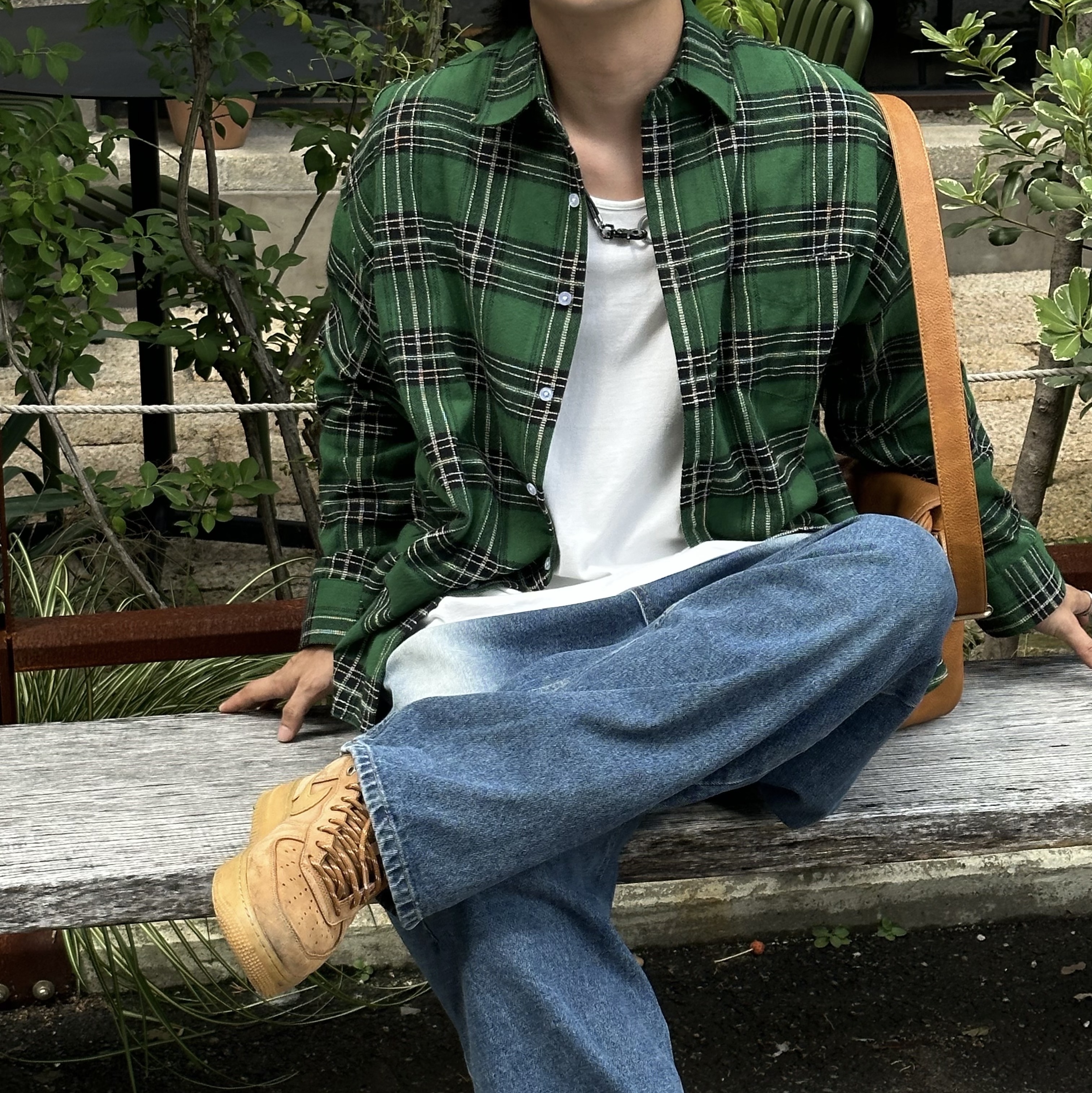 Nike Air Force 1 '07 WB Flax 착용 스타일 - 4
