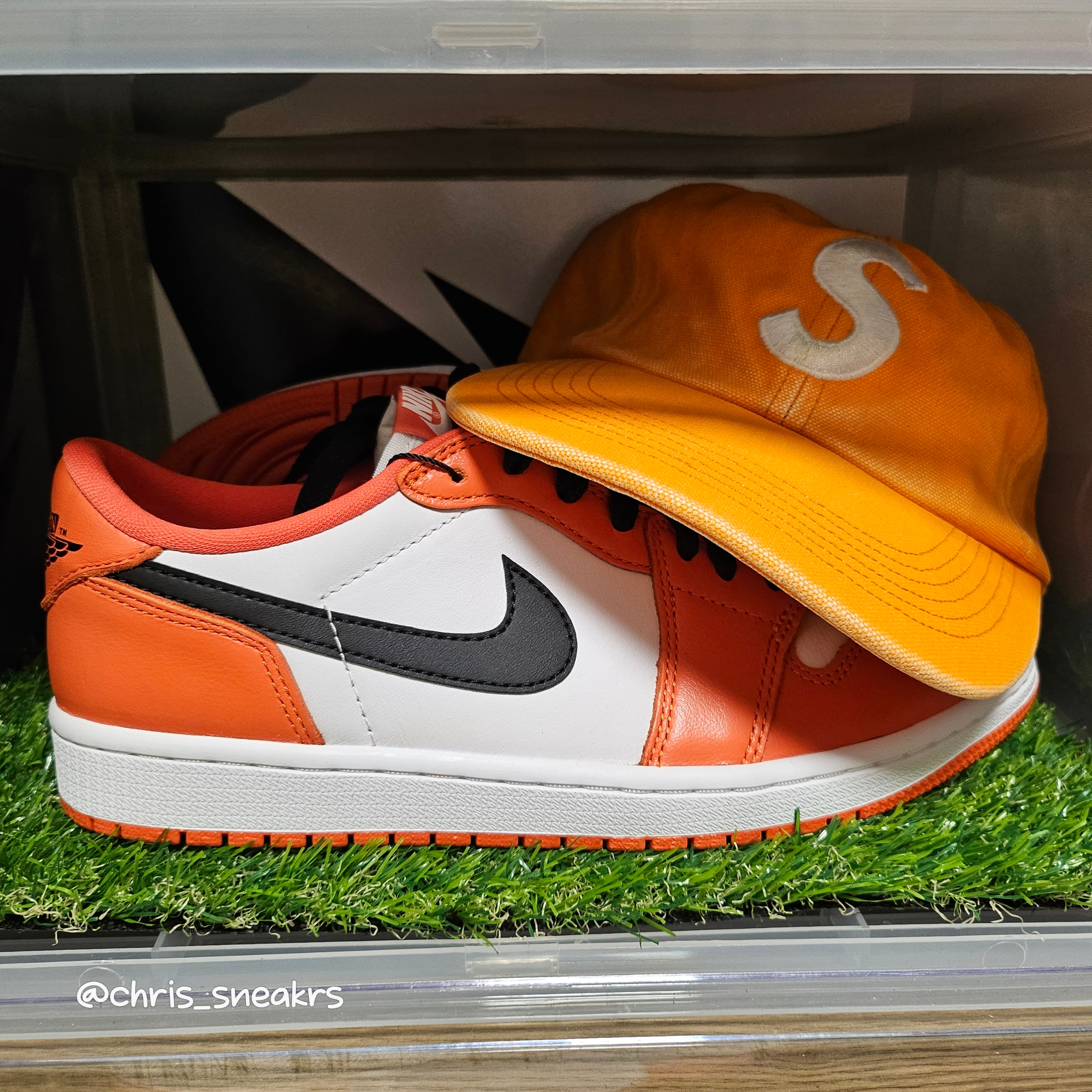 Jordan 3 Retro Orewood Brown, Nike x Travis Scott Air Trainer 1 Archaeo Brown and Rust Pink 착용 스타일 - 4