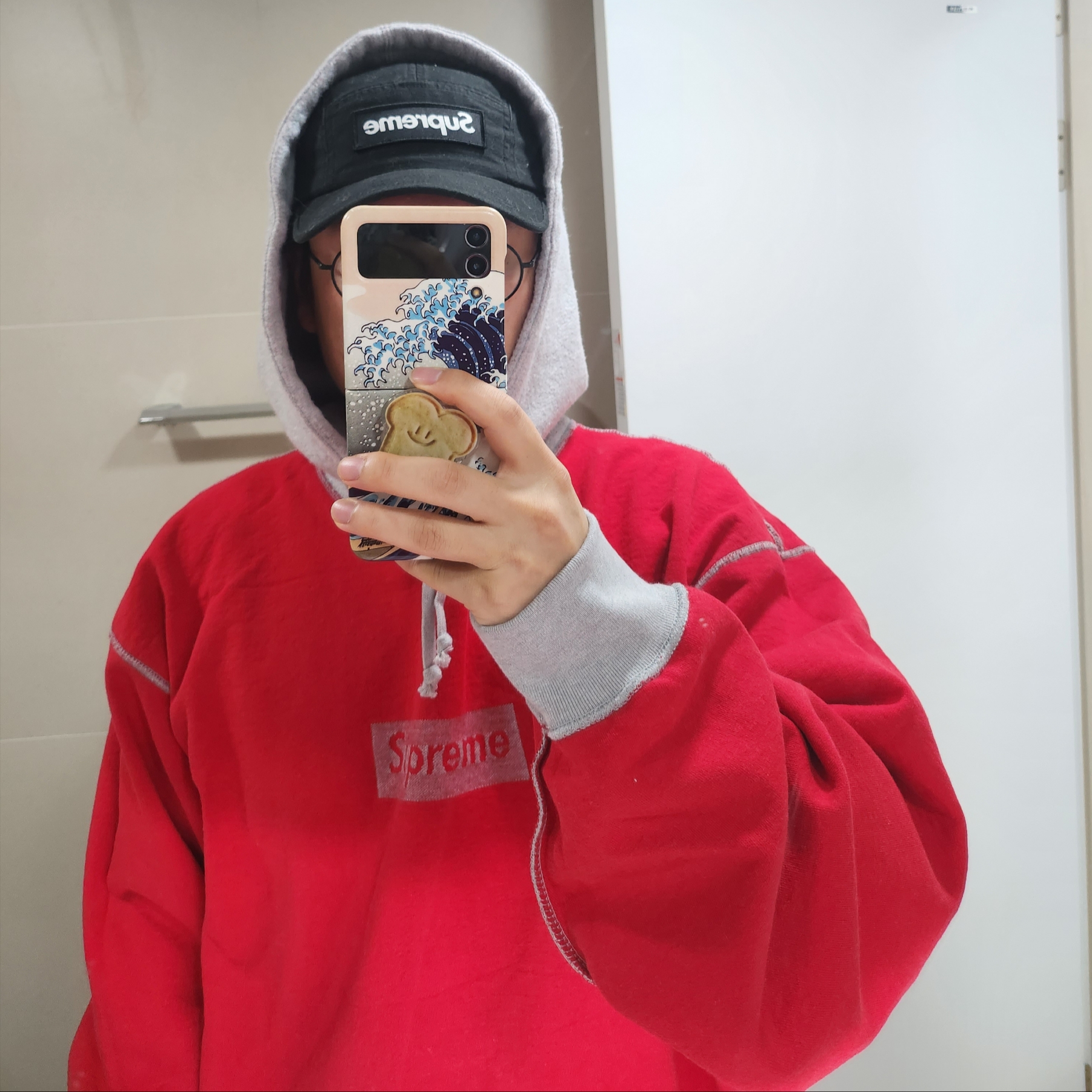 Supreme Inside Out Box Logo Hooded Sweatshirt Heather Grey - 23SS 착용 스타일 - 2