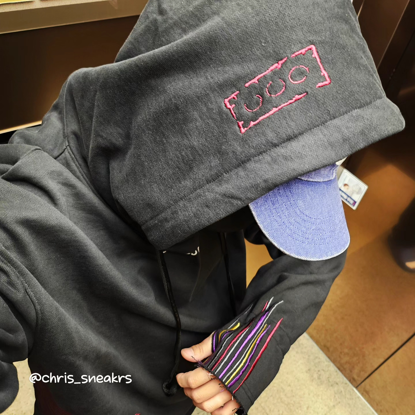Adidas Yeezy Slide Azure, Supreme Pigment Canvas S Logo 6-Panel Navy - 23SS 착용 스타일 - 5