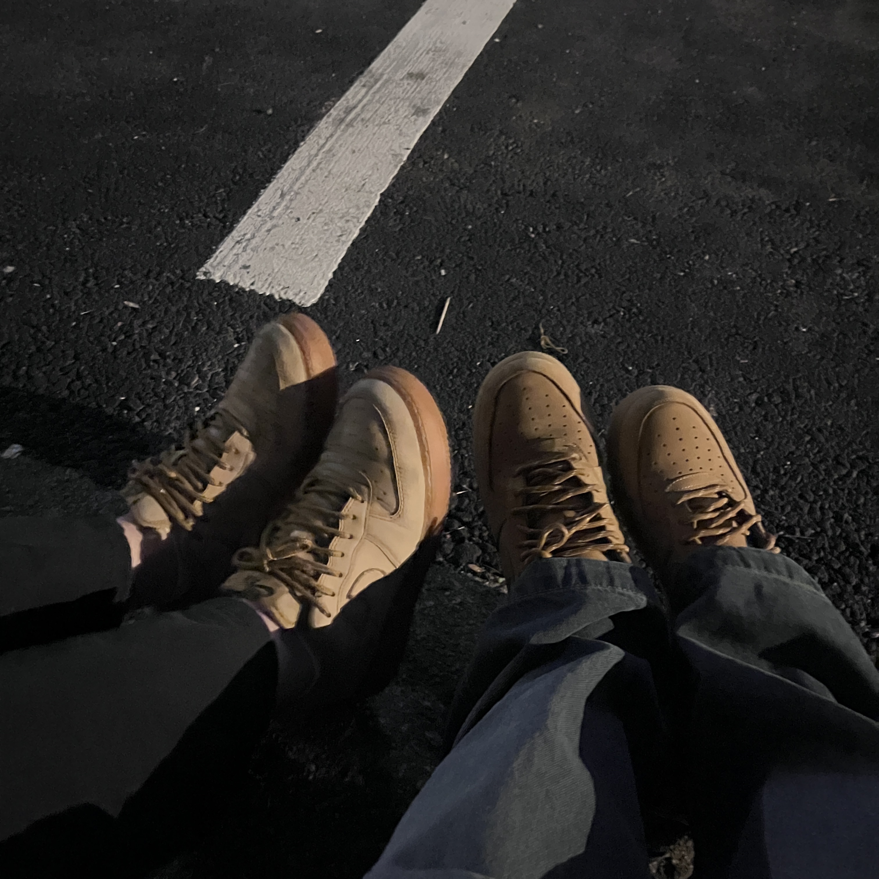 Nike Air Force 1 '07 WB Flax 착용 스타일