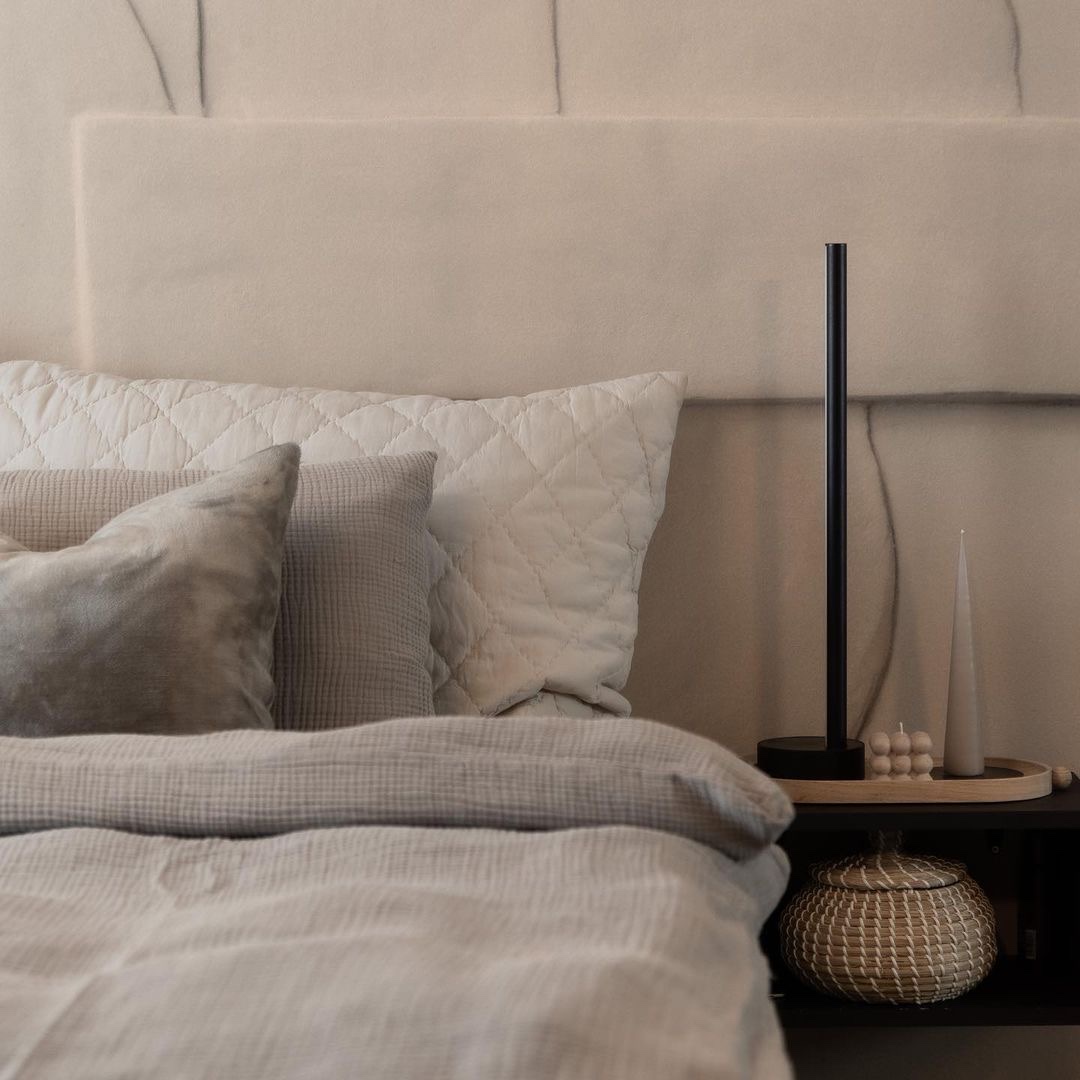 Philips Hue Gradient Signe table 착용 스타일