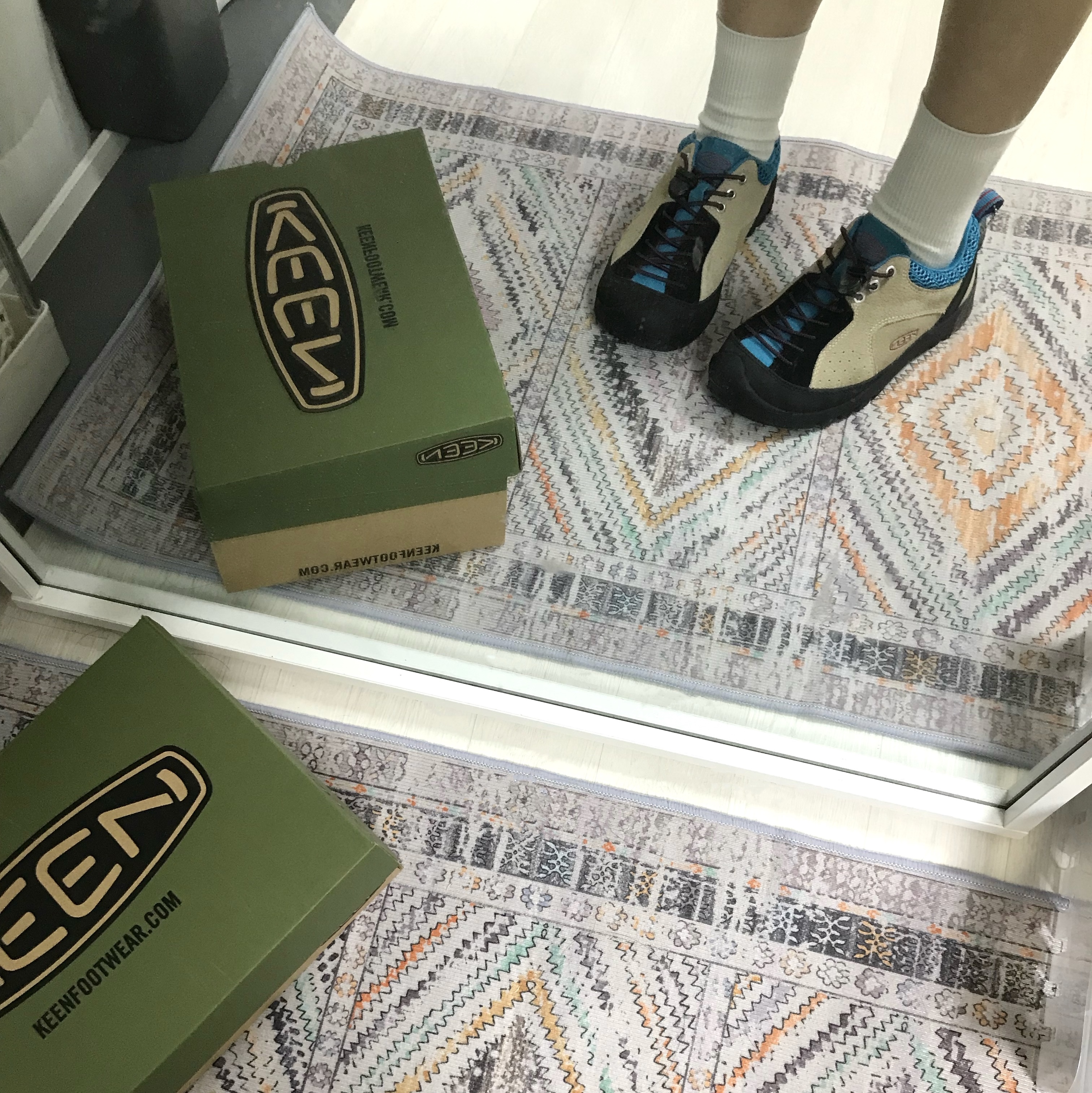 Keen Jasper Rocks SP Sneakers Beige, (W) Keen Jasper Rocks SP Sneakers Beige 착용 스타일 - 1