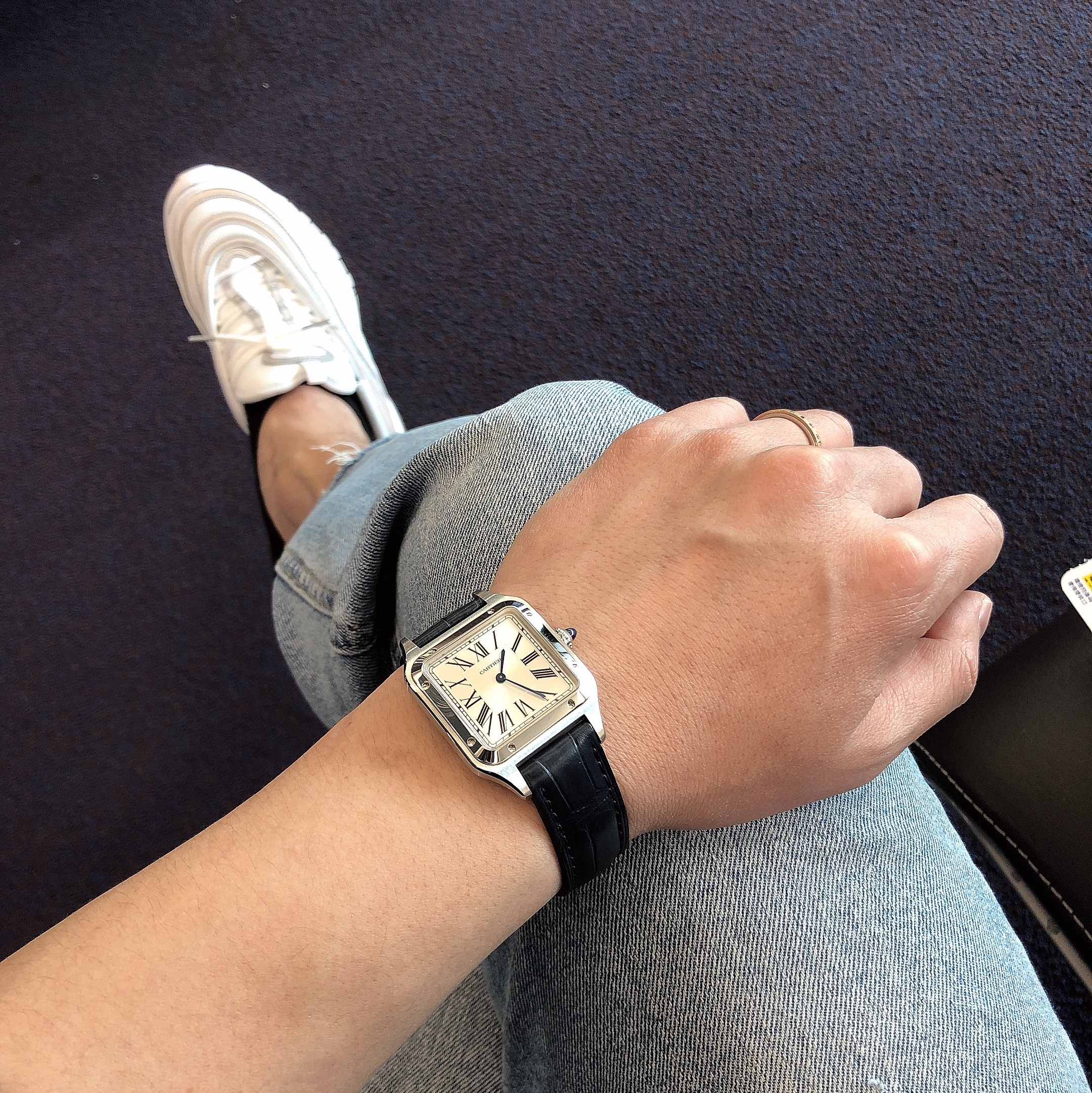 Cartier Santos Dumont Watch Large Quartz Steel Alligator Leather Navy Blue 착용 스타일 - 1