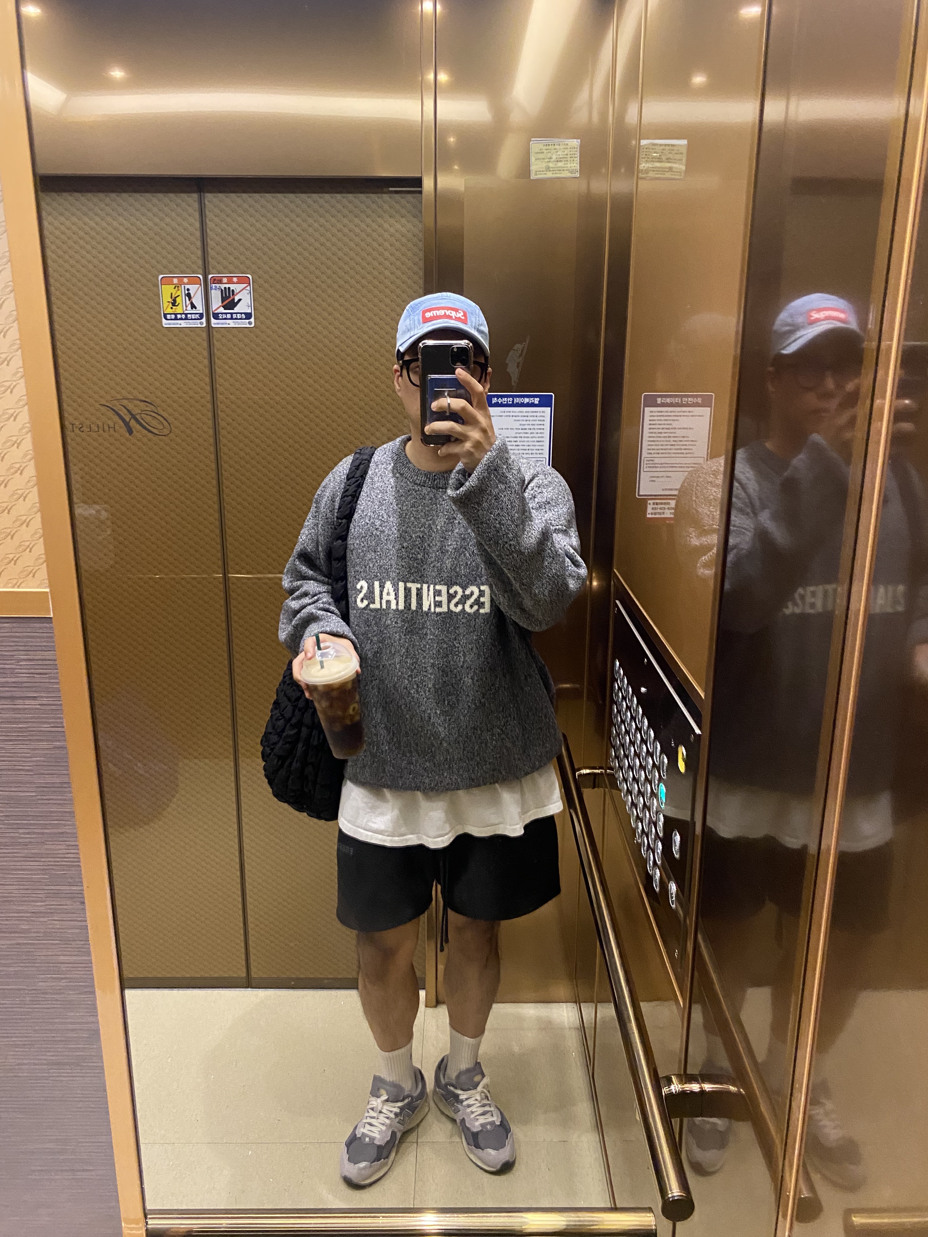 Supreme Washed Chino Twill Camp Cap Denim - 21FW, New Balance 2002R Protection Pack Rain Cloud 착용 스타일