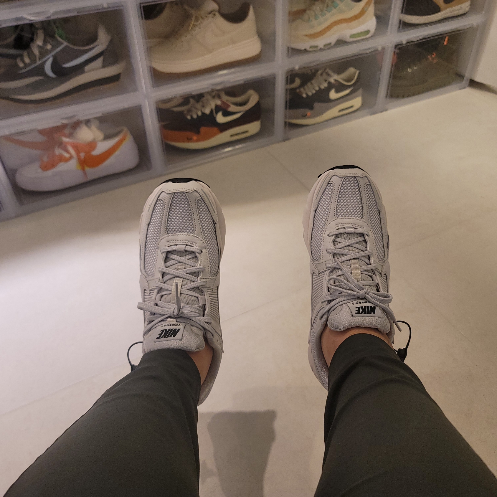 Nike Zoom Vomero 5 SP Vast Grey 2023 착용 스타일 - 2