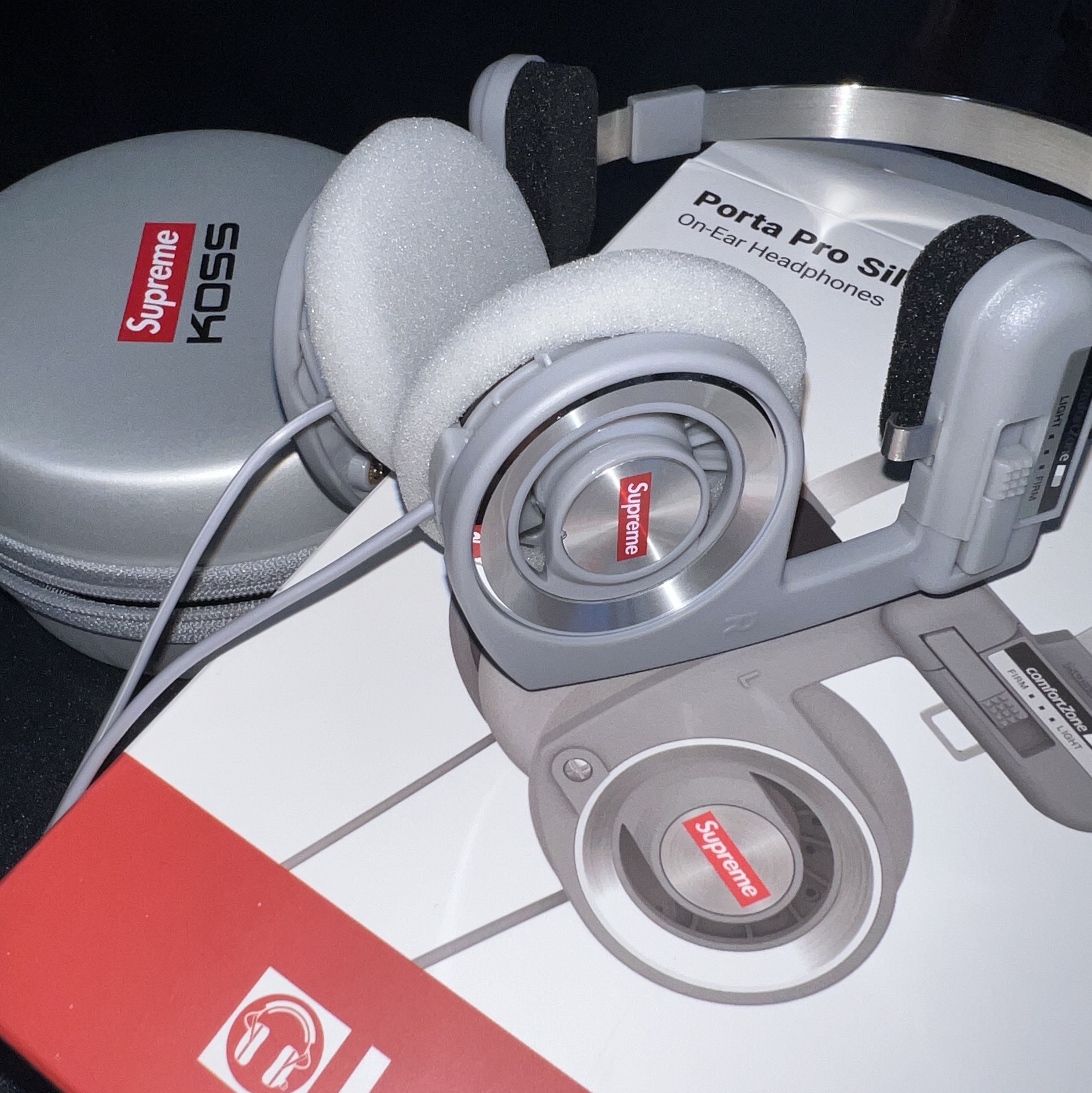 Supreme x Koss Portapro Headphones Silver - 23FW 착용 스타일