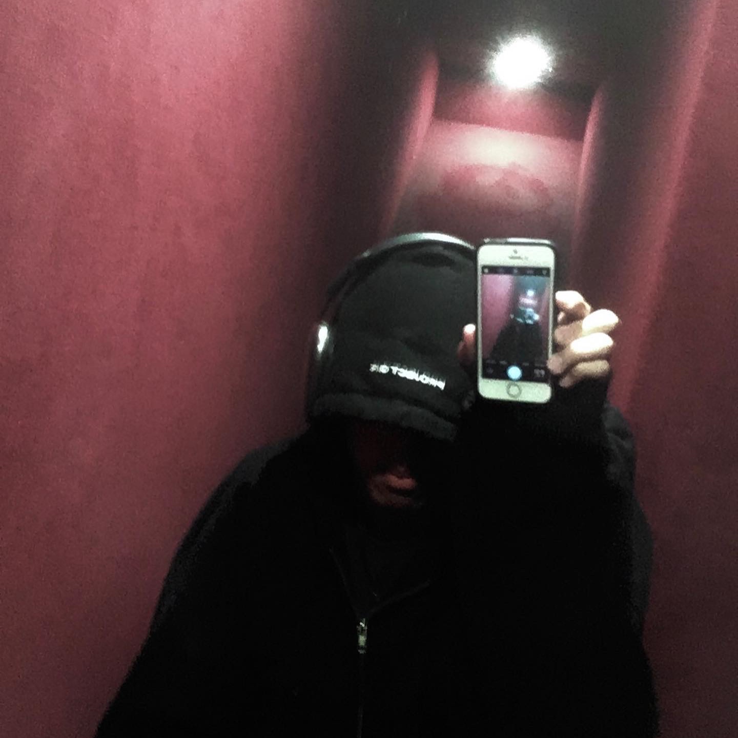Project G/R Distressed Layer Zip Hoodie Faded Black, Nike Air Force 1 '07 Low Triple Black 착용 스타일 - 2