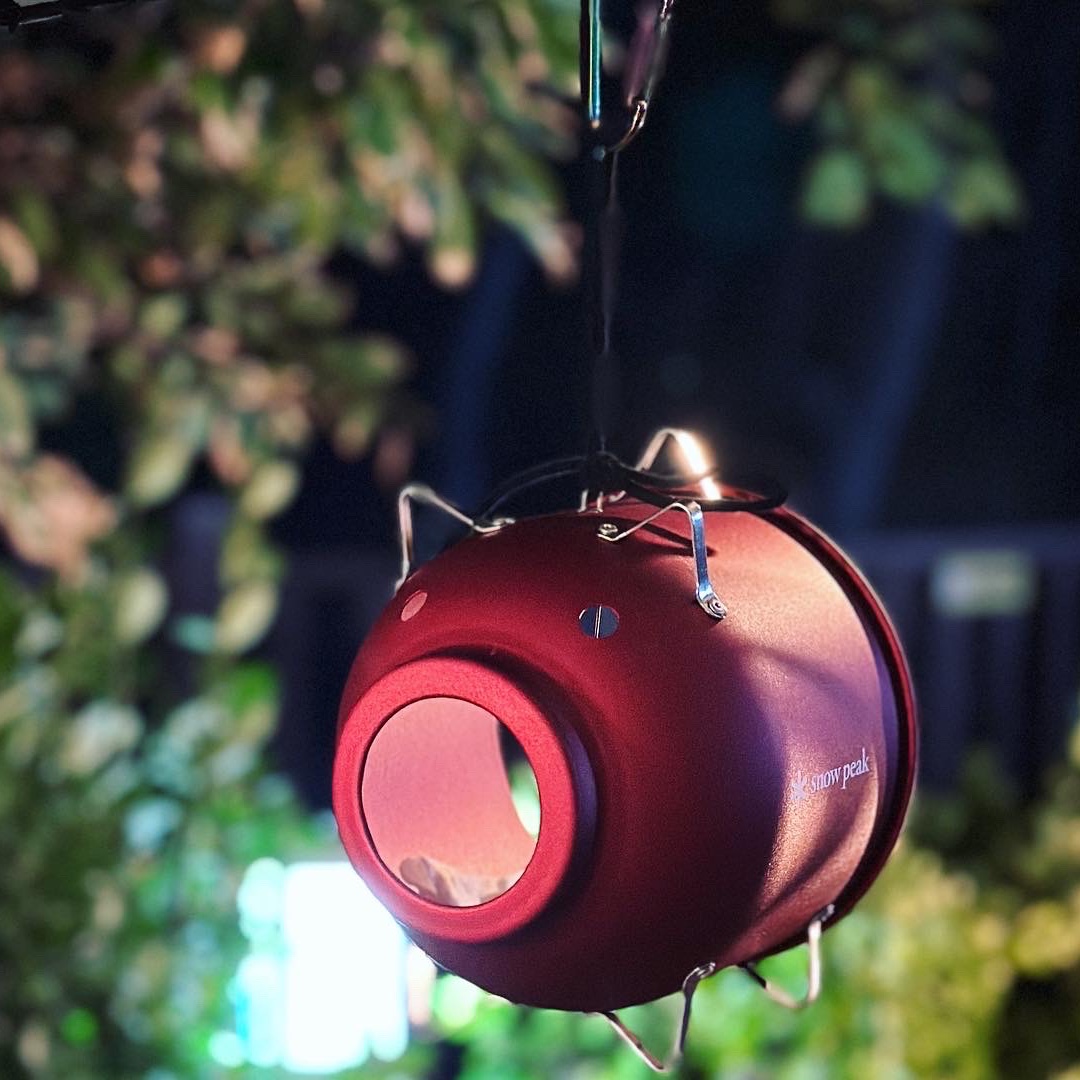 Snow Peak Aluminum Mosquito Pig Red 착용 스타일