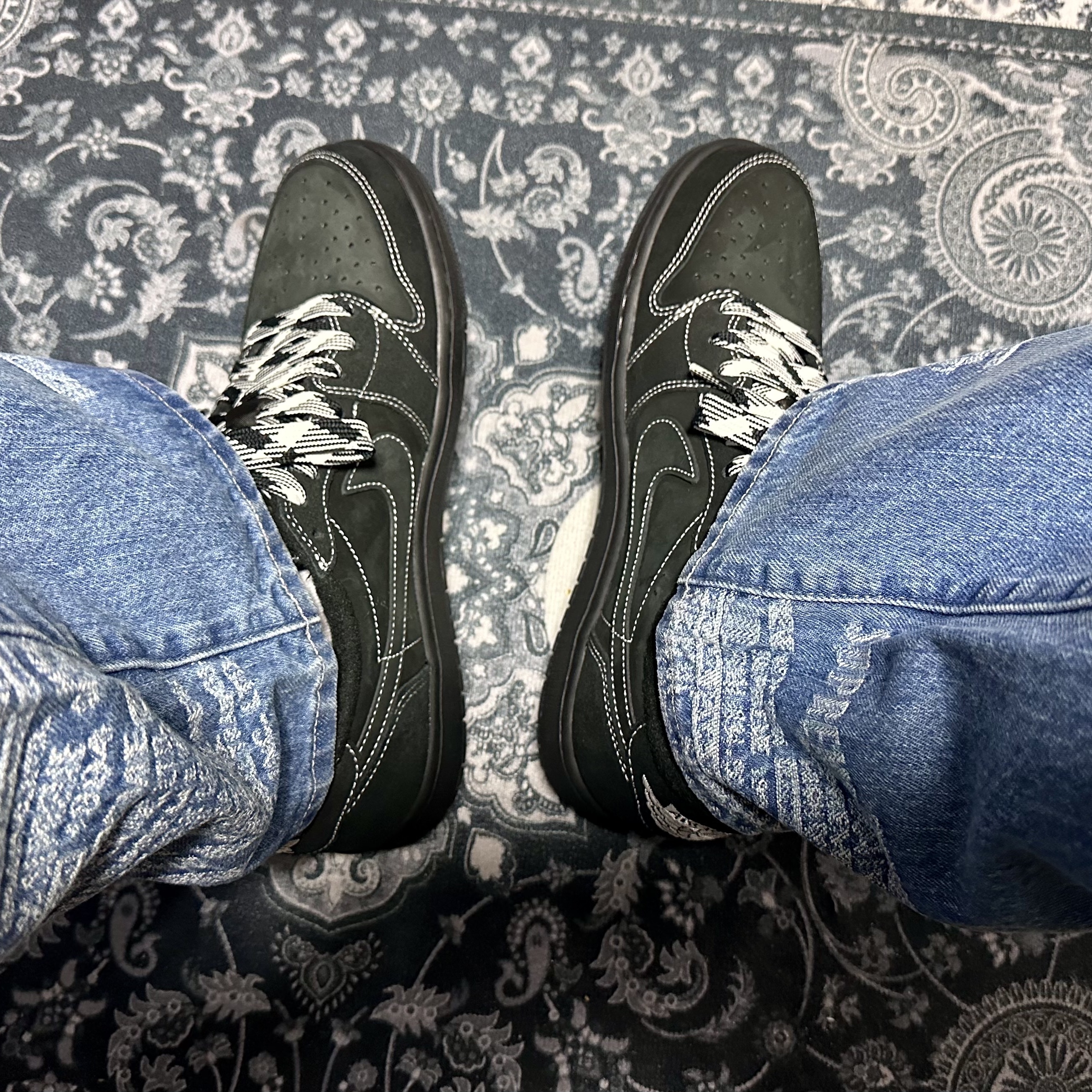 Supreme Trademark Jacquard Baggy Jean Washed Blue - 23SS, Jordan 1 x Travis Scott Retro Low OG SP Black Phantom 착용 스타일 - 4