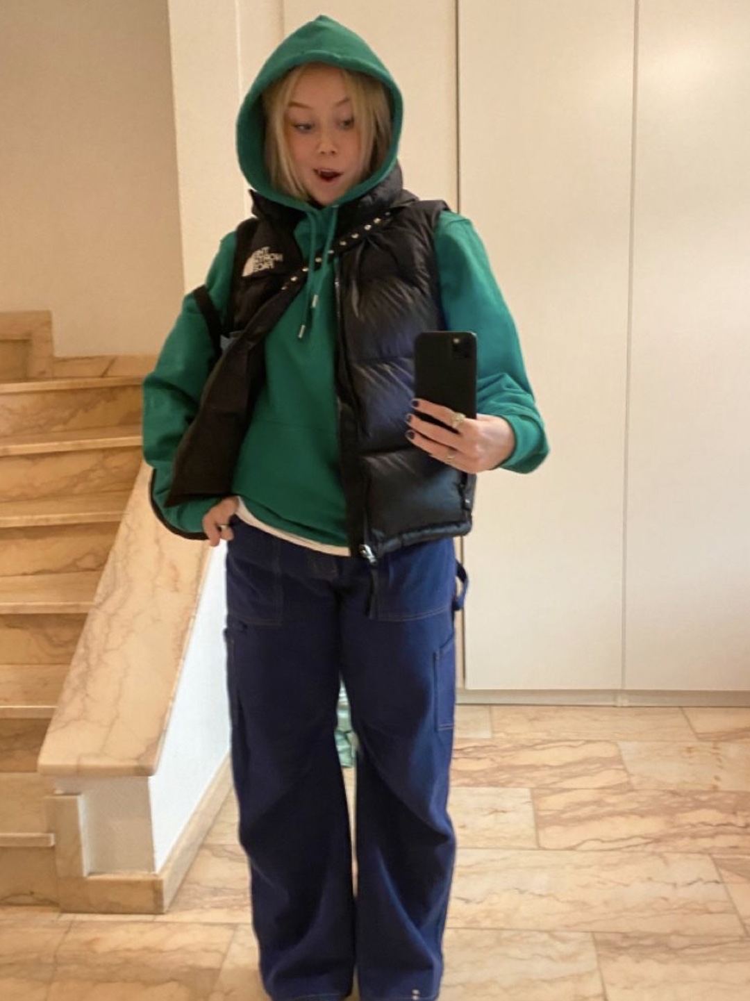 The North Face 1996 Retro Nuptse Vest Black, The North Face 1996 Retro Nuptse Vest Dark Oak 착용 스타일 - 3
