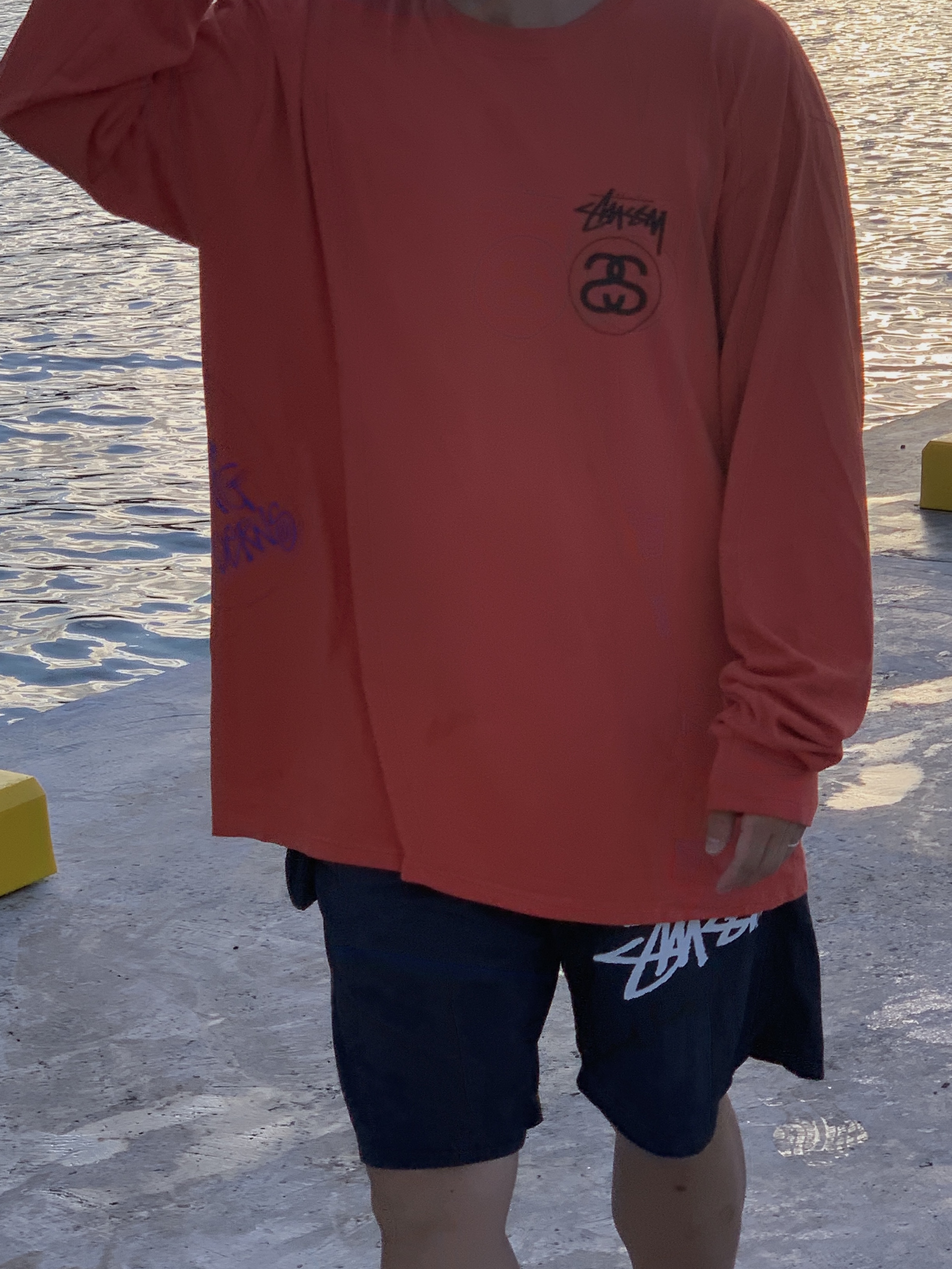 Nike x Stussy Water Shorts Off Noir, Stussy Test Strike Pigment Dyed LS T-Shirt Tomato 착용 스타일 - 2