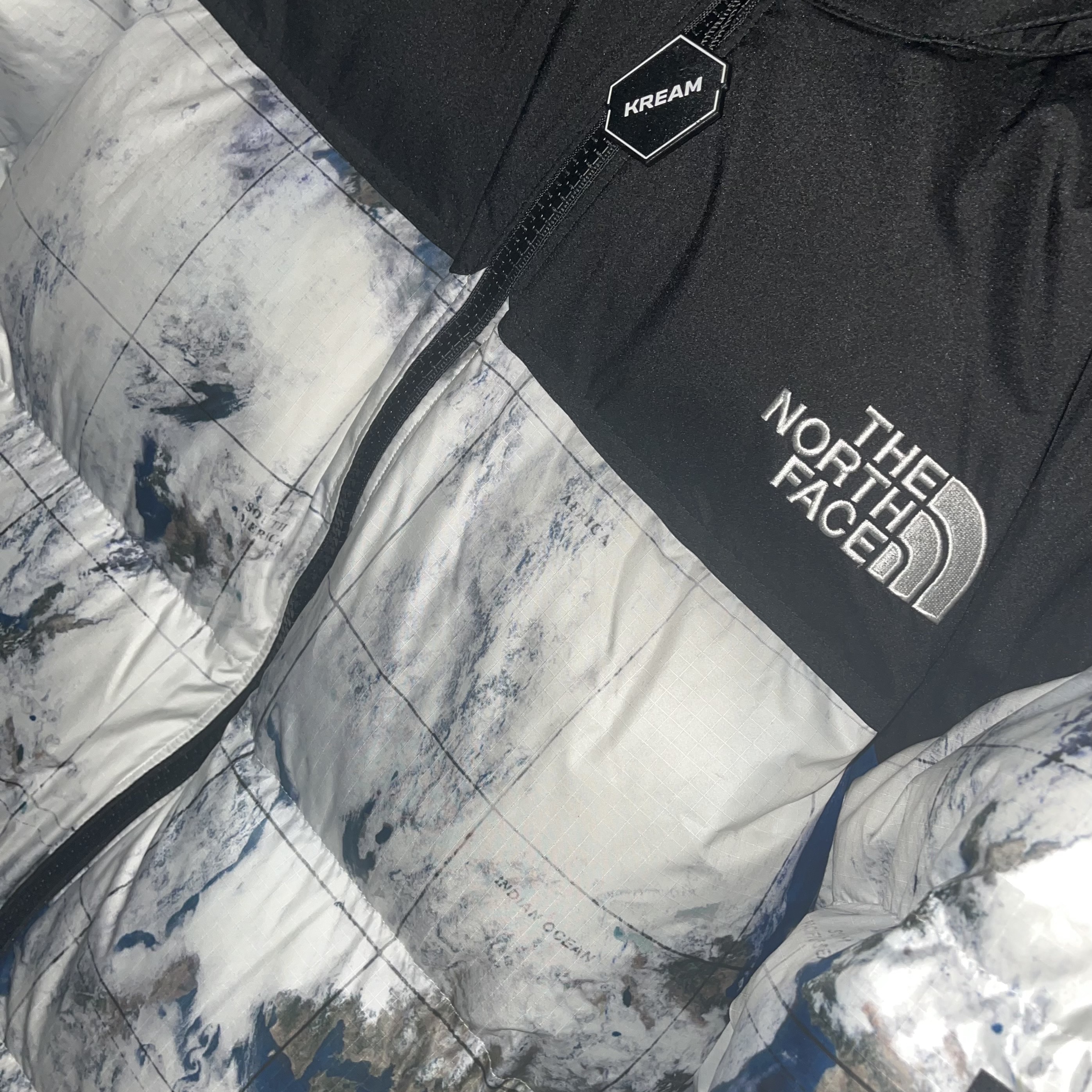 The North Face White Label Novelty Nuptse Down Jacket P White Sand 착용 스타일
