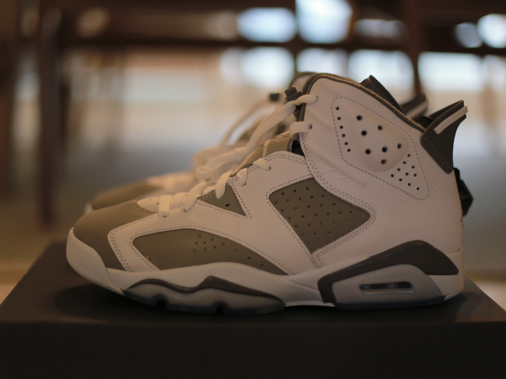 Jordan 6 Retro Cool Grey 착용 스타일 - 1