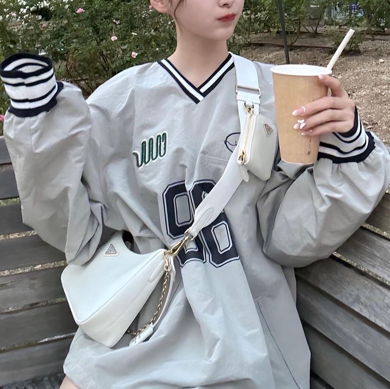Nieeh 1996 Oversize Fit Gray 착용 스타일