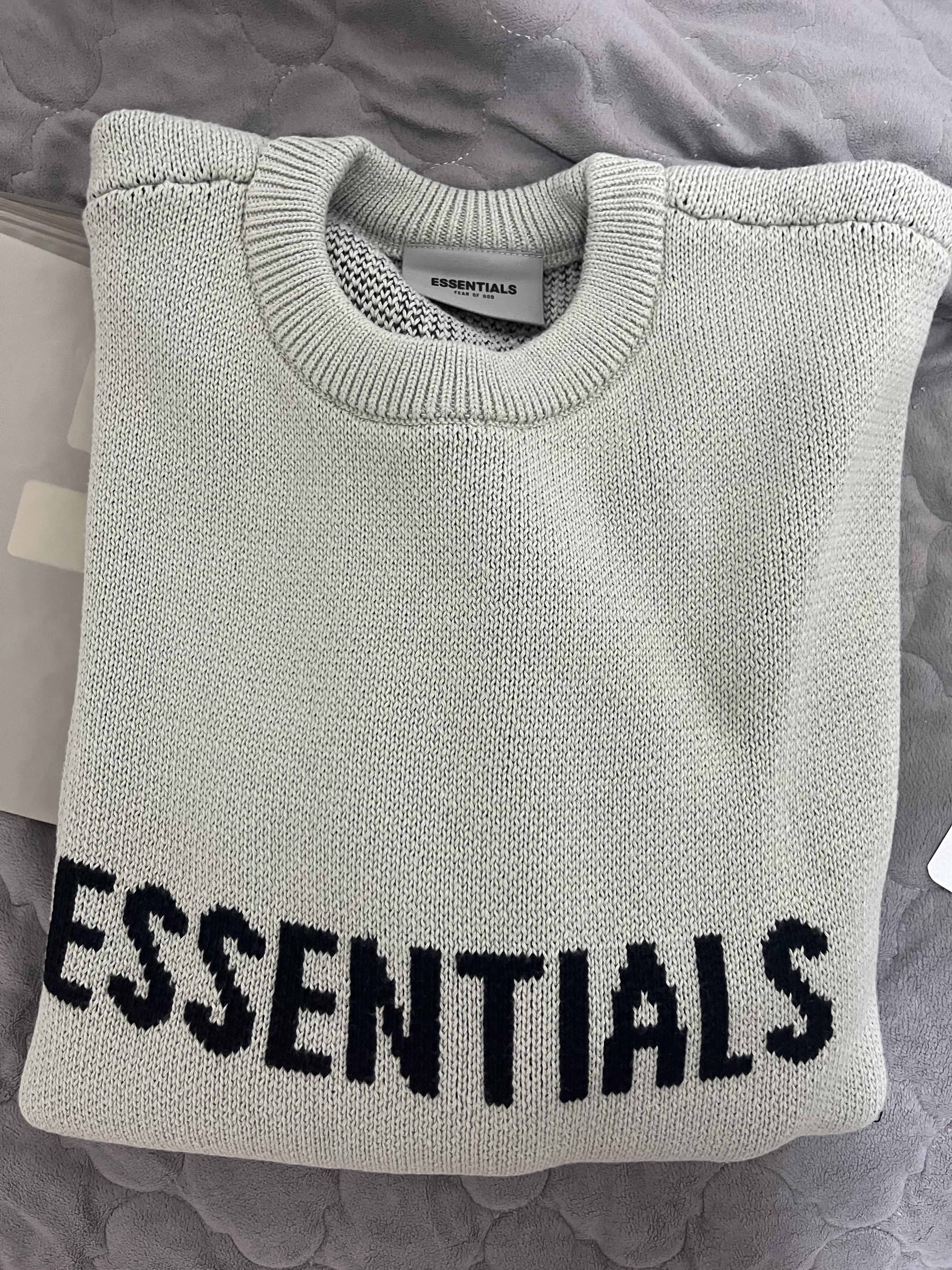 Essentials Knit Pullover Sweater Concrete - Ssense Exclusive 착용 스타일