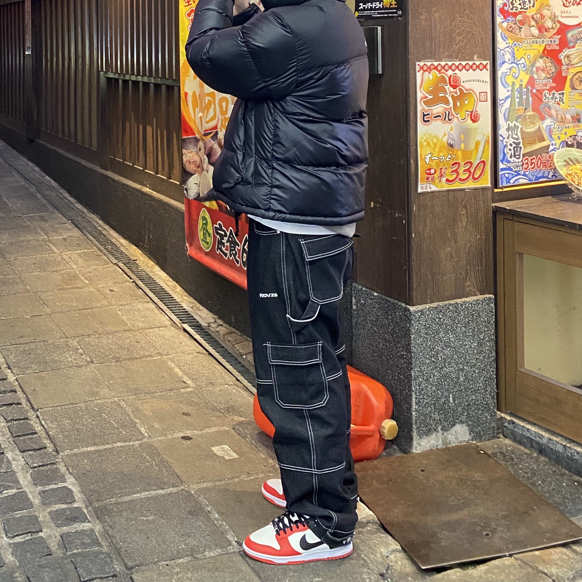 Nike x NBA Dunk Low Retro EMB Black and Chile Red 착용 스타일