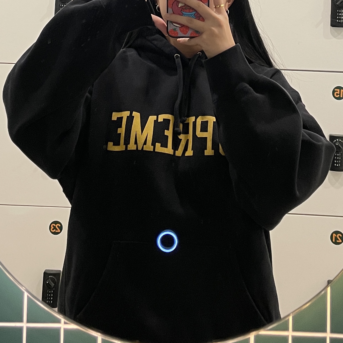 Supreme Varsity Hooded Sweatshirt Black - 23FW 착용 스타일