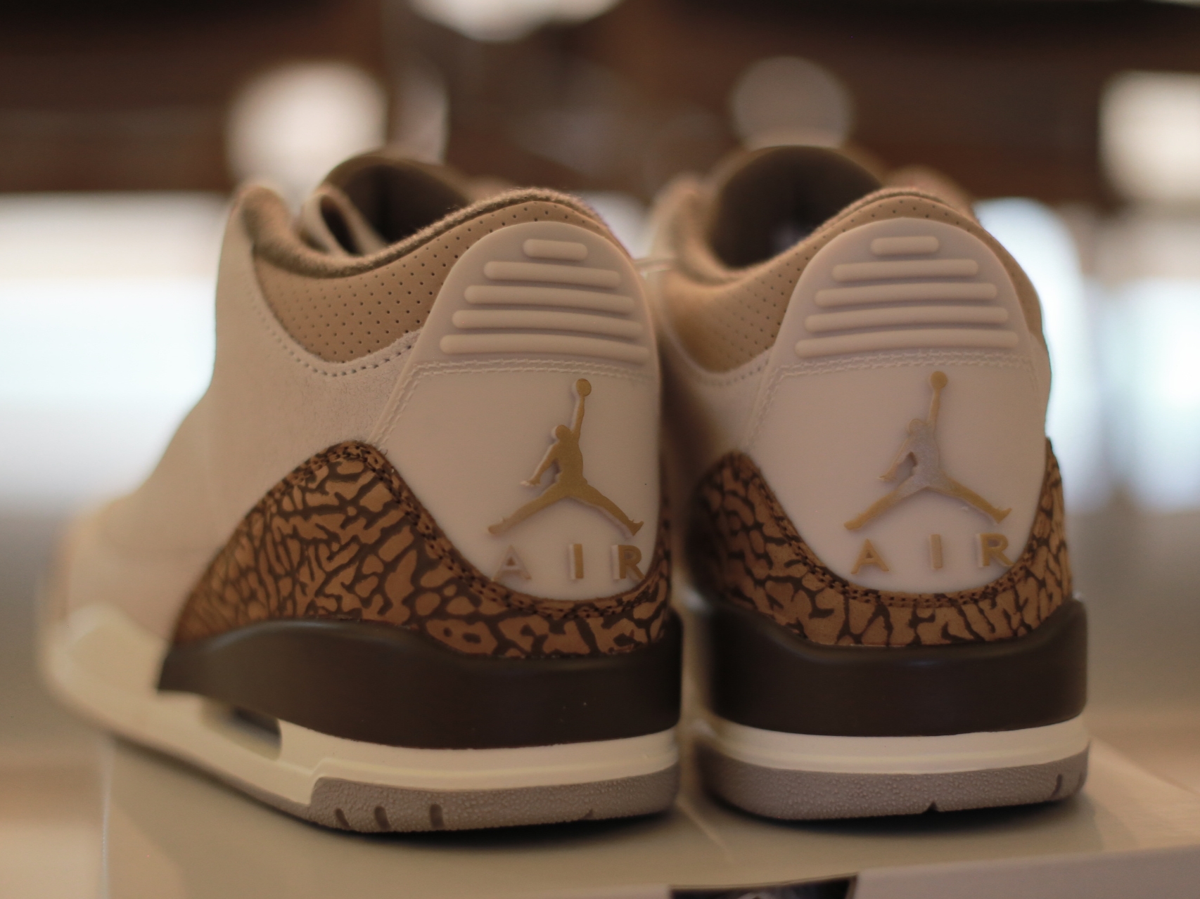 Jordan 3 Retro Orewood Brown 착용 스타일 - 3