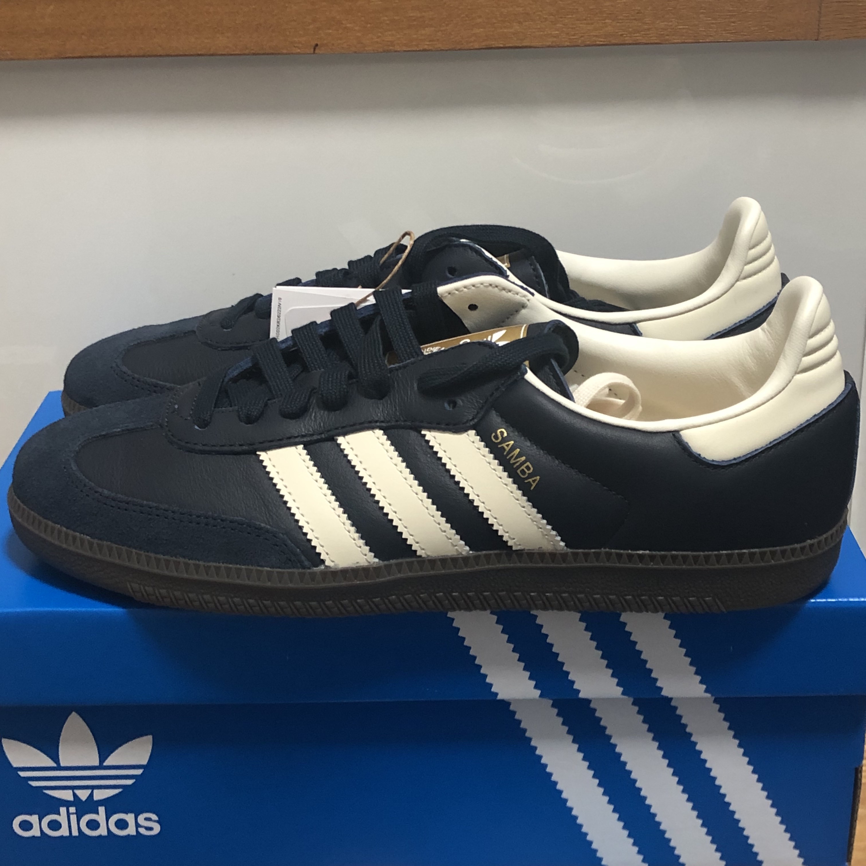 Adidas Samba OG Night Navy Cream White 착용 스타일