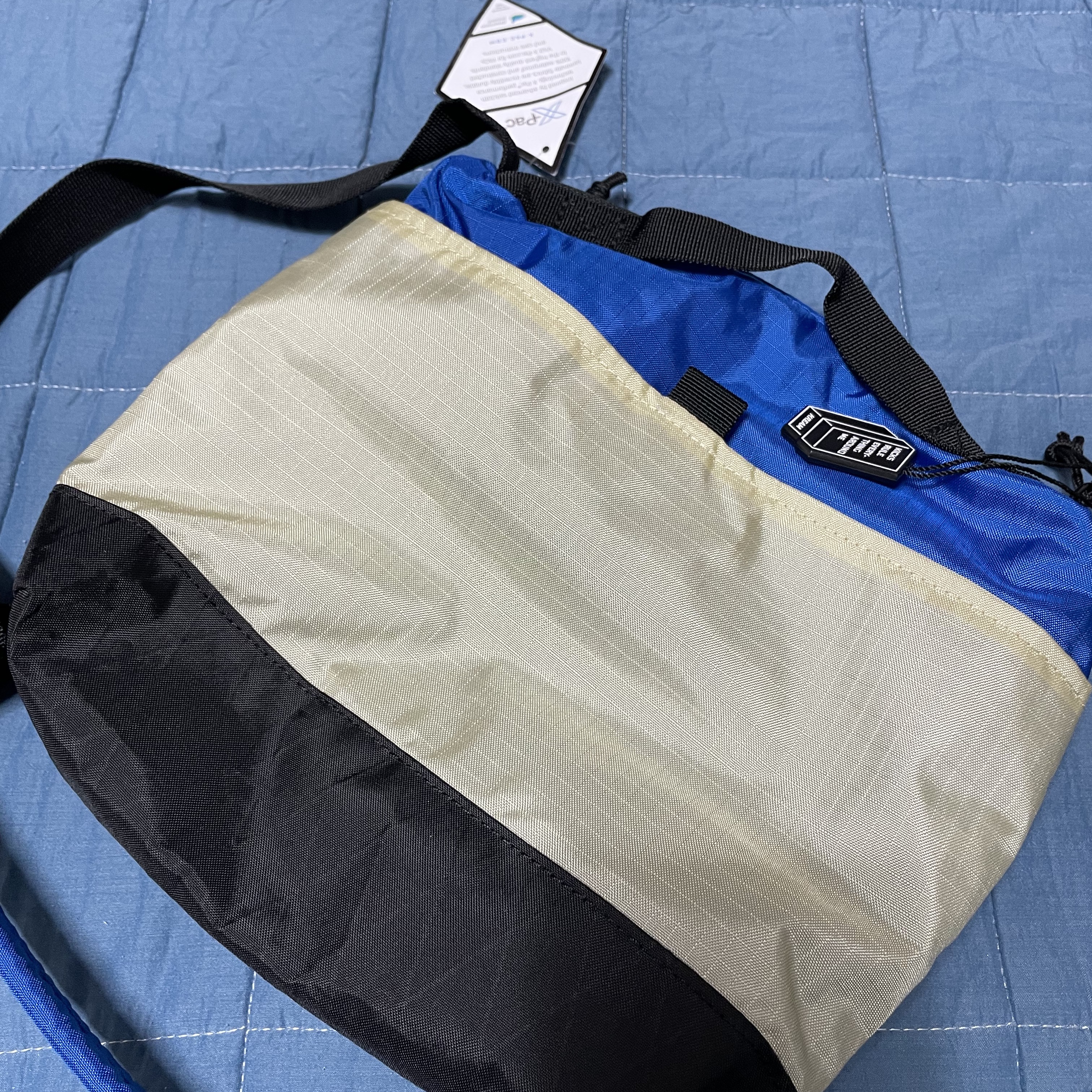 Supreme Shoulder Bag Blue - 23FW 착용 스타일 - 2