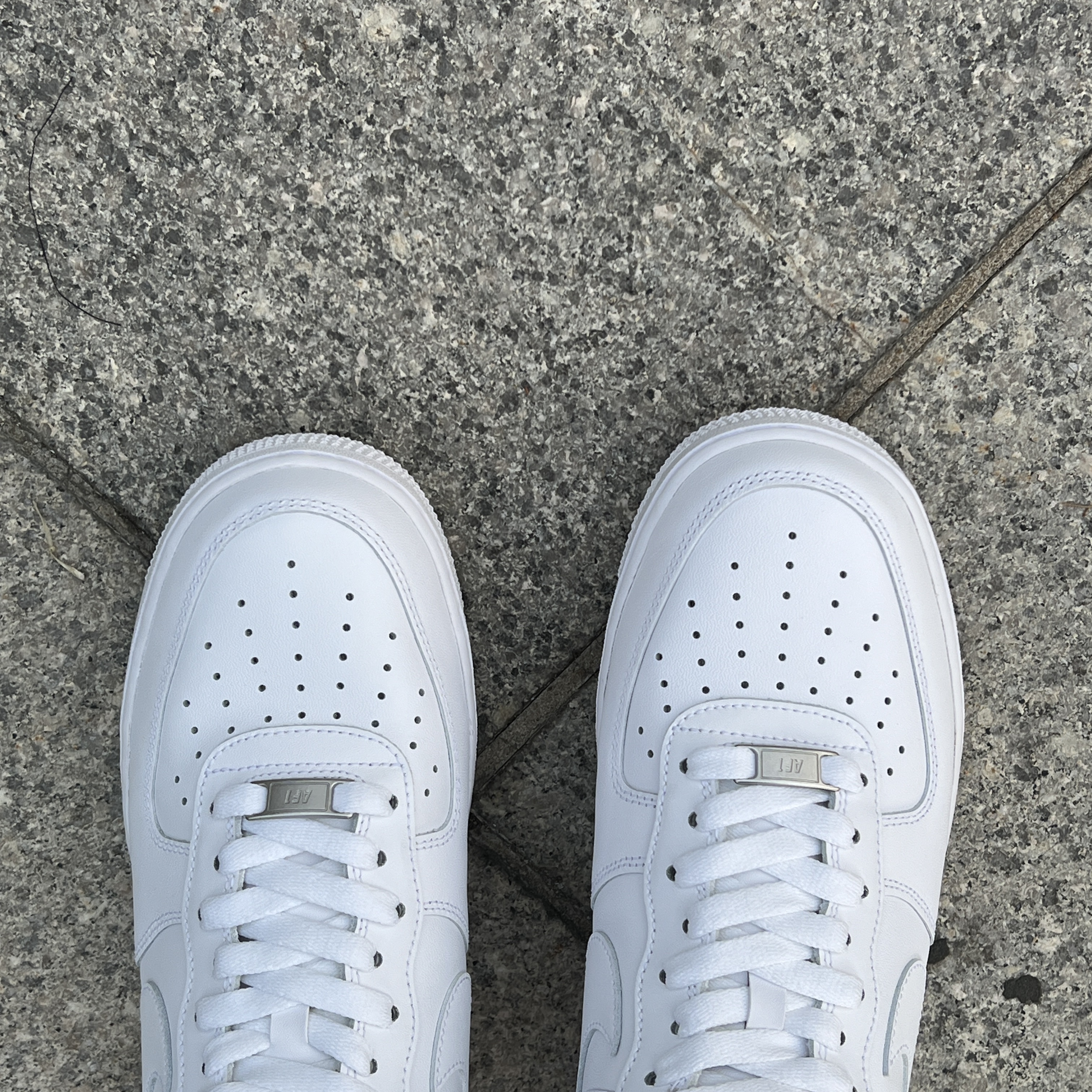 Nike Air Force 1 '07 Low White 착용 스타일