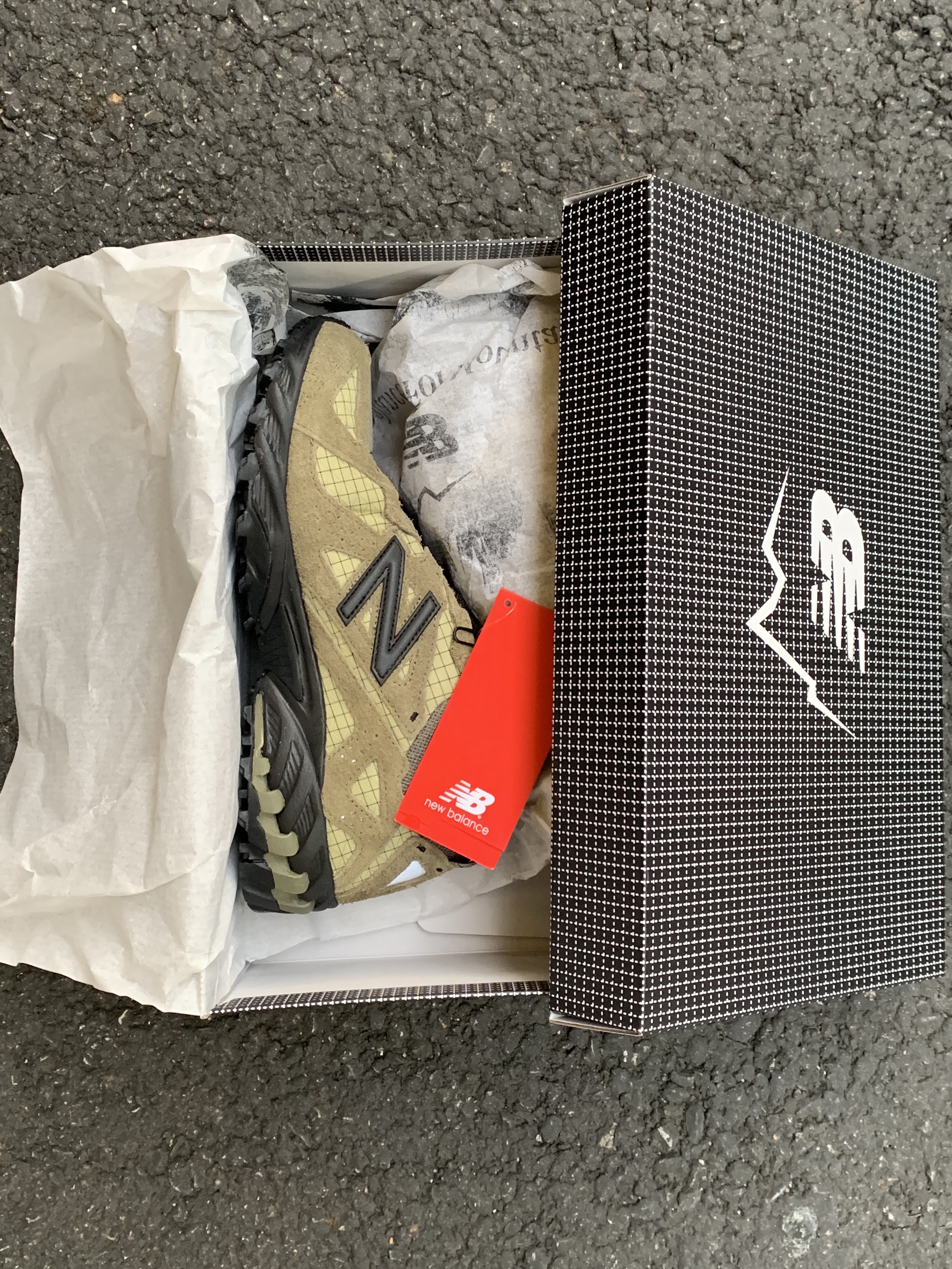 New Balance x Cayl ML610TCL Covert Green 착용 스타일