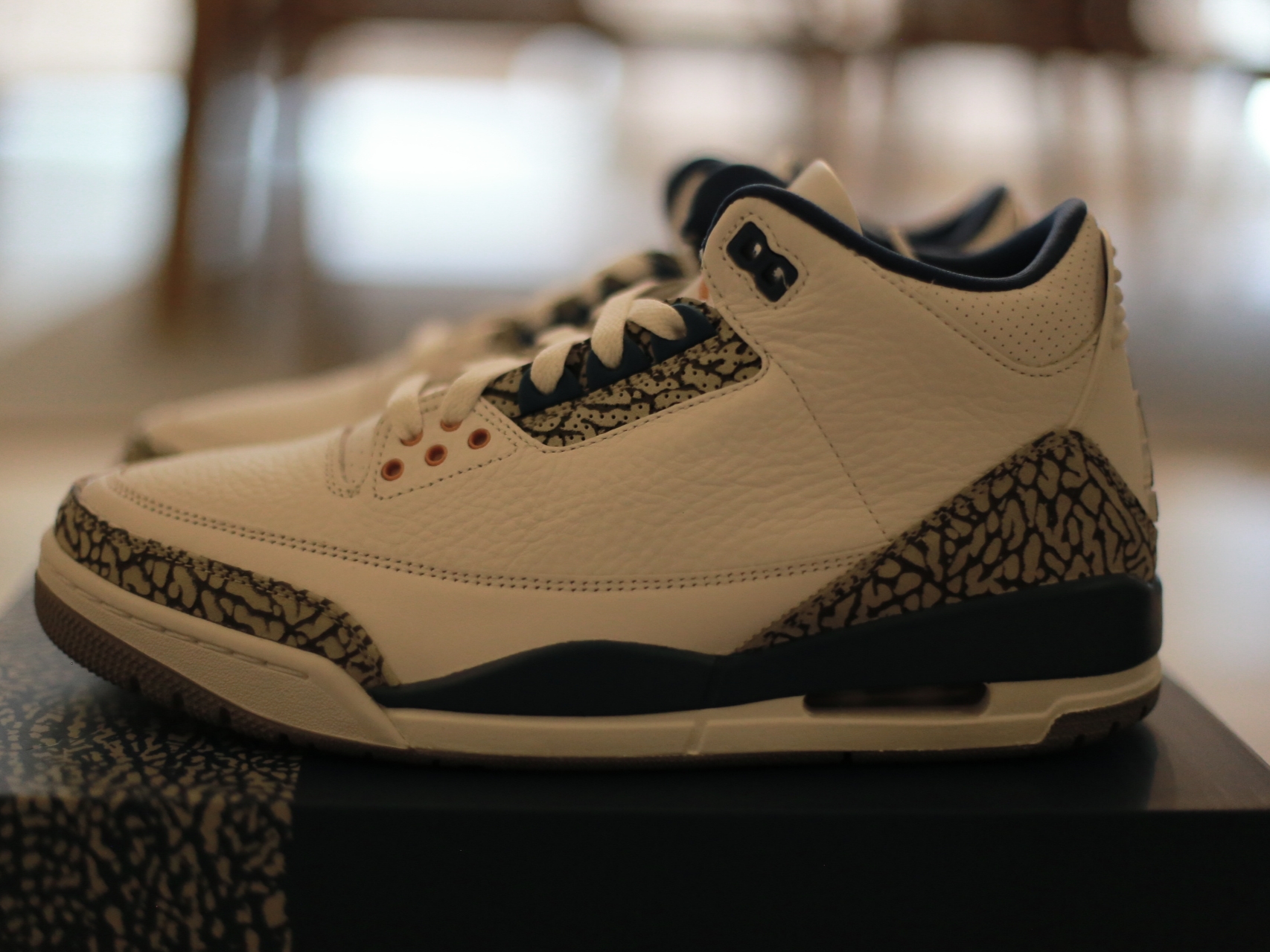 Jordan 3 Retro True Blue and Copper, (GS) Jordan 3 Retro True Blue 2011 착용 스타일 - 1