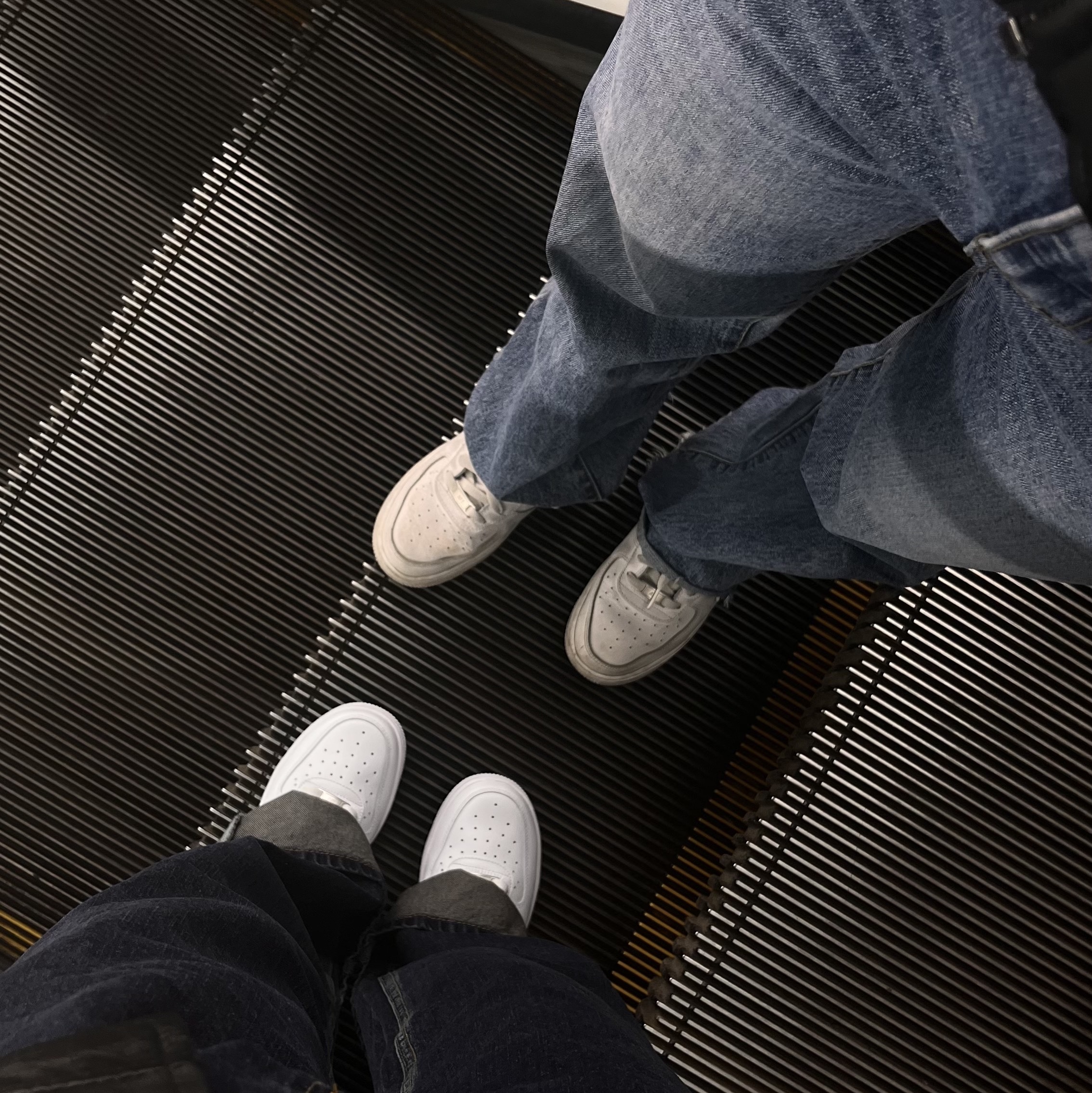 (W) Nike Air Force 1 '07 Low White 착용 스타일 - 1