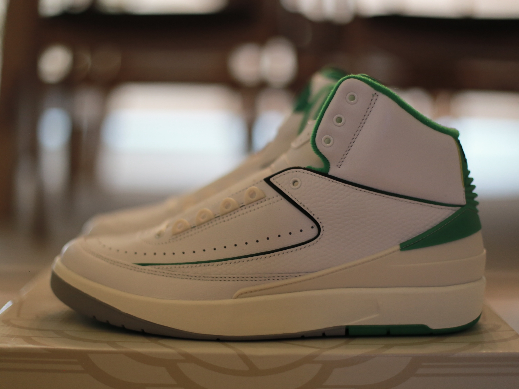 Jordan 2 Retro Lucky Green 착용 스타일 - 1