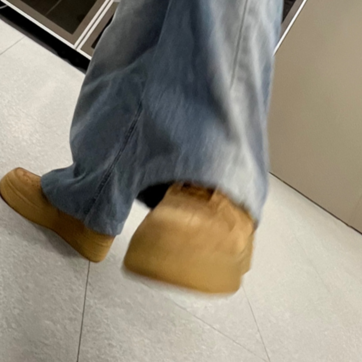 Nike Air Force 1 '07 WB Flax 착용 스타일 - 3