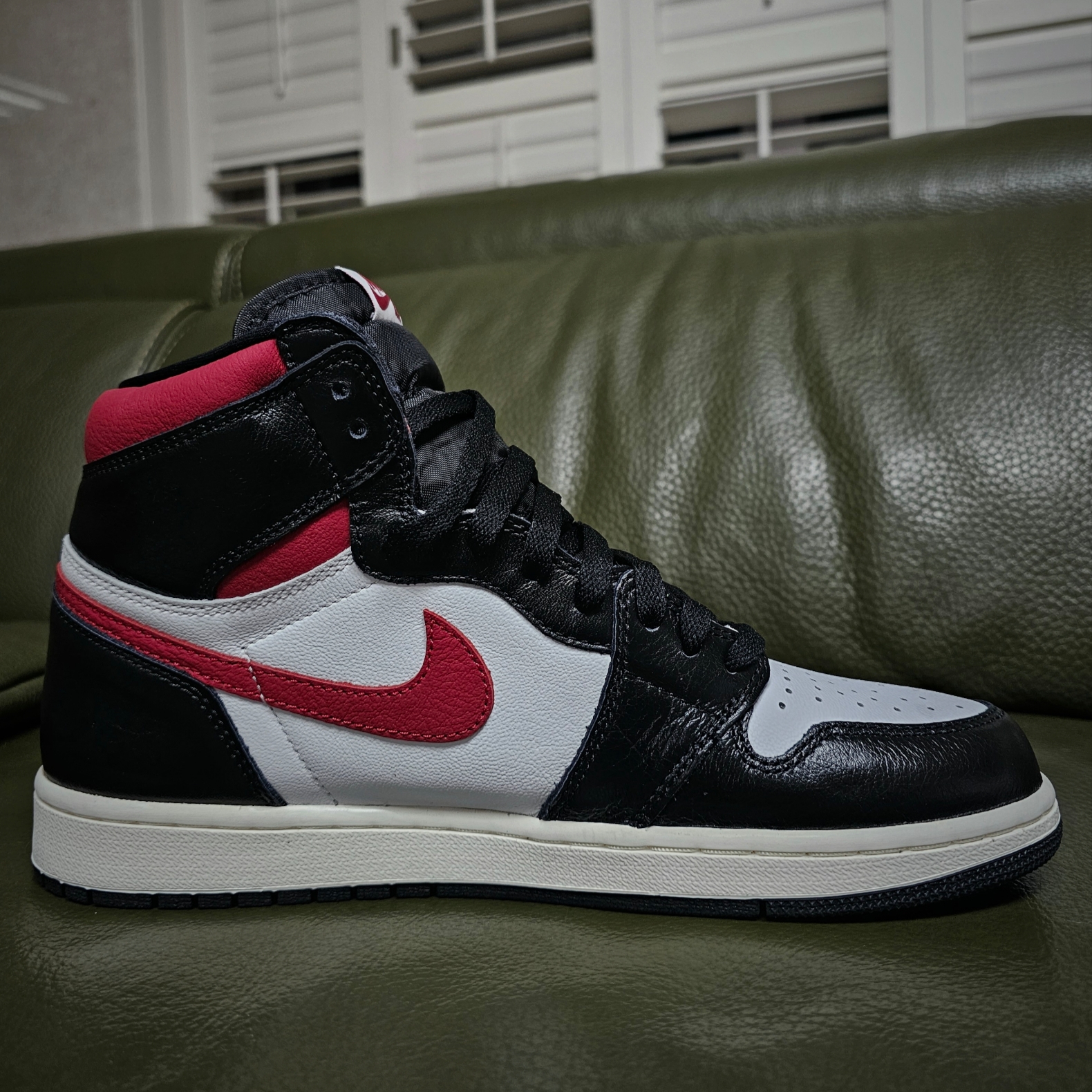 Jordan 1 Retro High OG Gym Red 착용 스타일 - 3