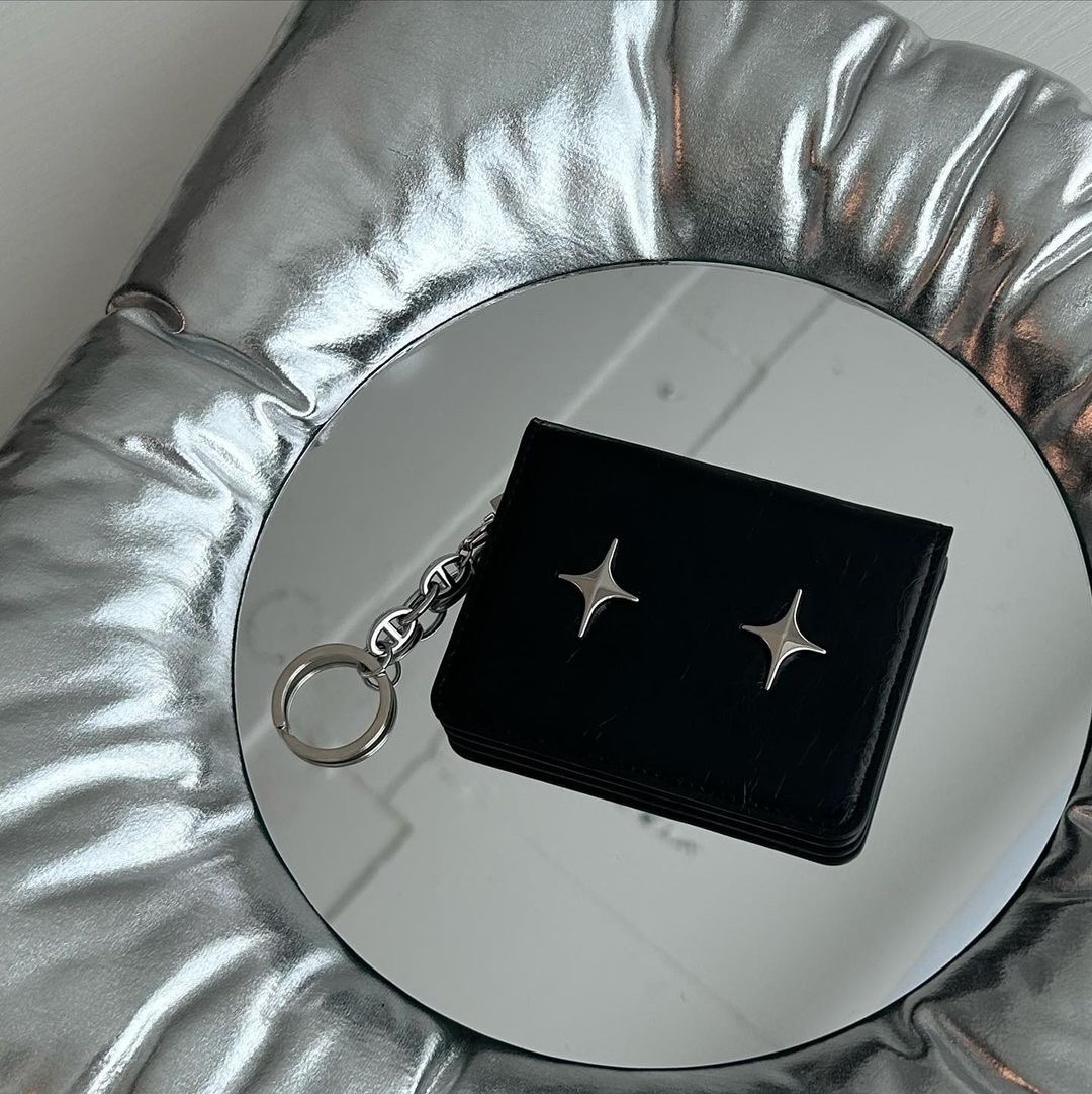For Appeal Sparkle Star Card Wallet Black 착용 스타일