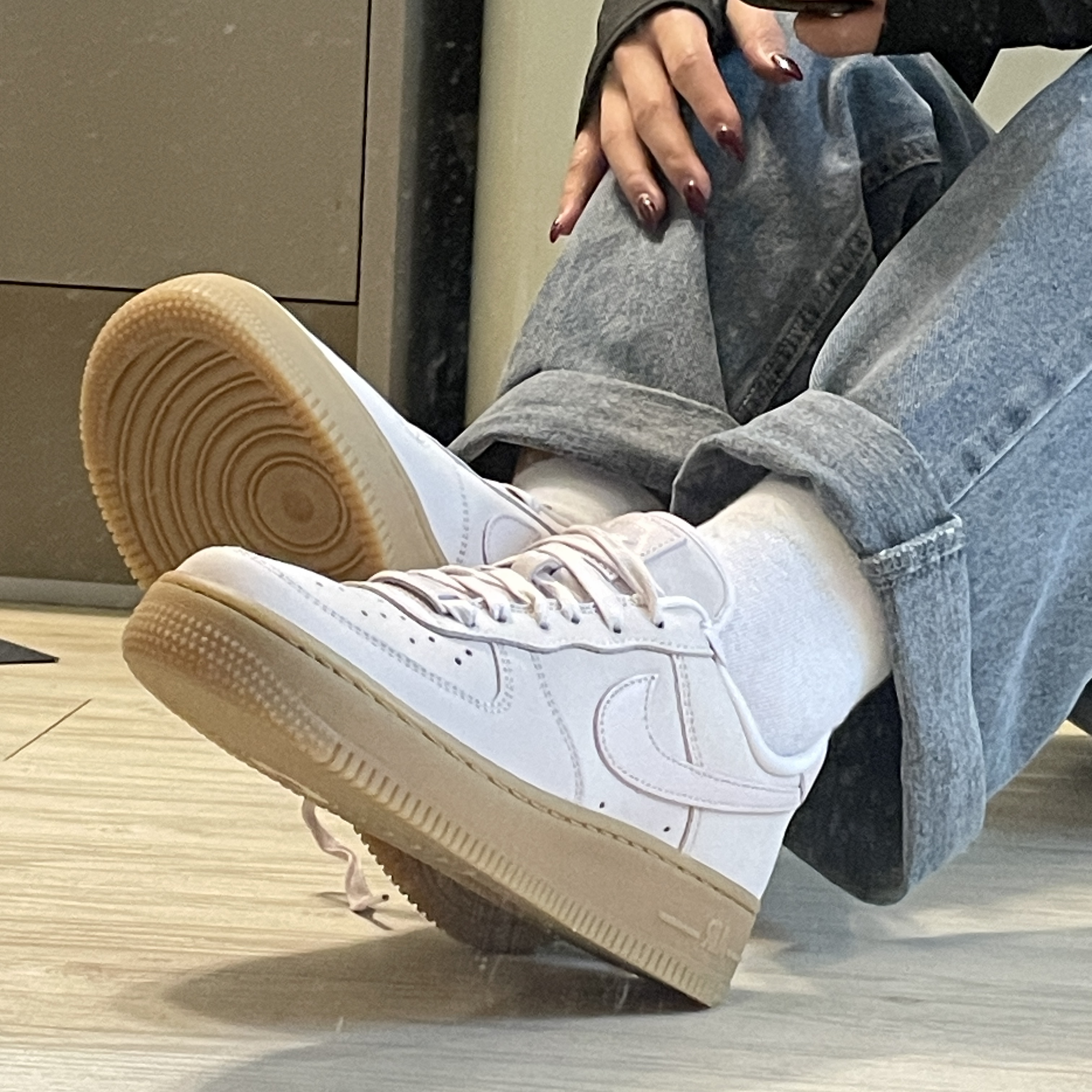 (W) Nike Air Force 1 PRM MF Pearl Pink 착용 스타일 - 2