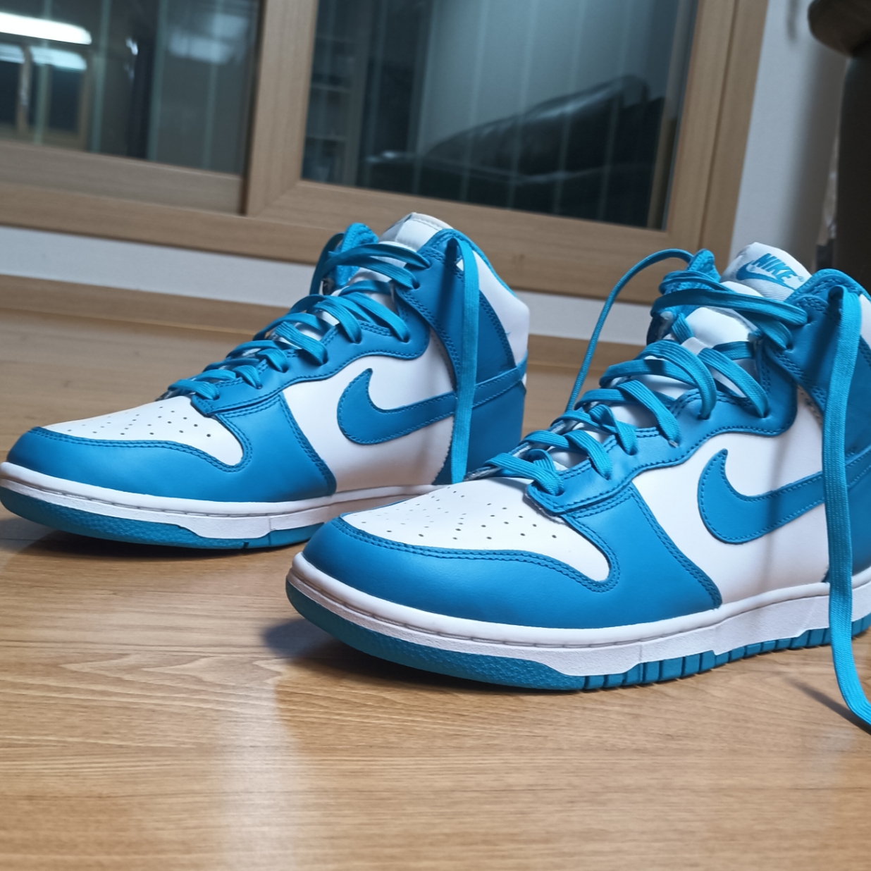 Nike Dunk High Retro Championship Blue 착용 스타일