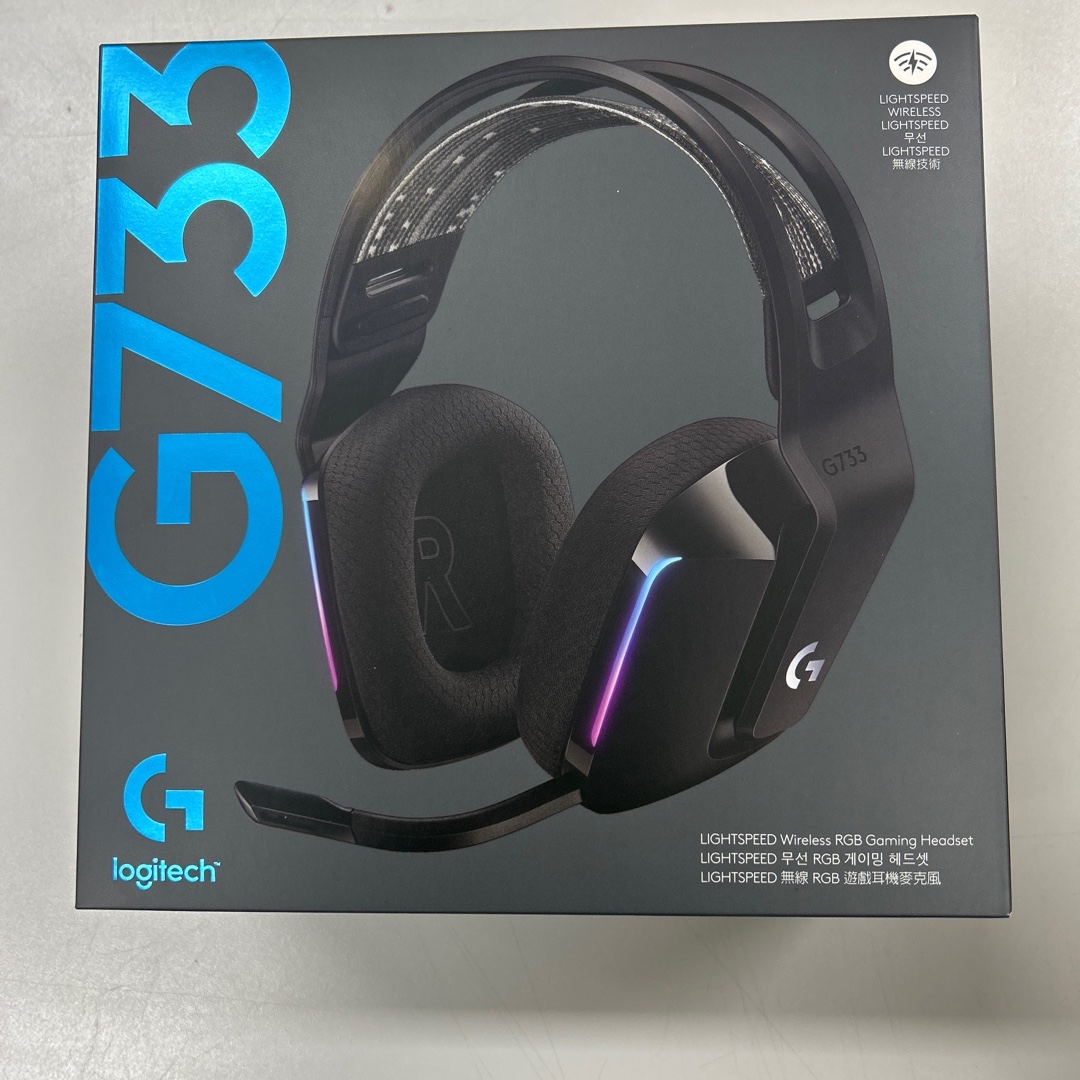 Logitech G733 Lightspeed Wireless RGB Gaming Headset Black (Korean Ver.) 착용 스타일