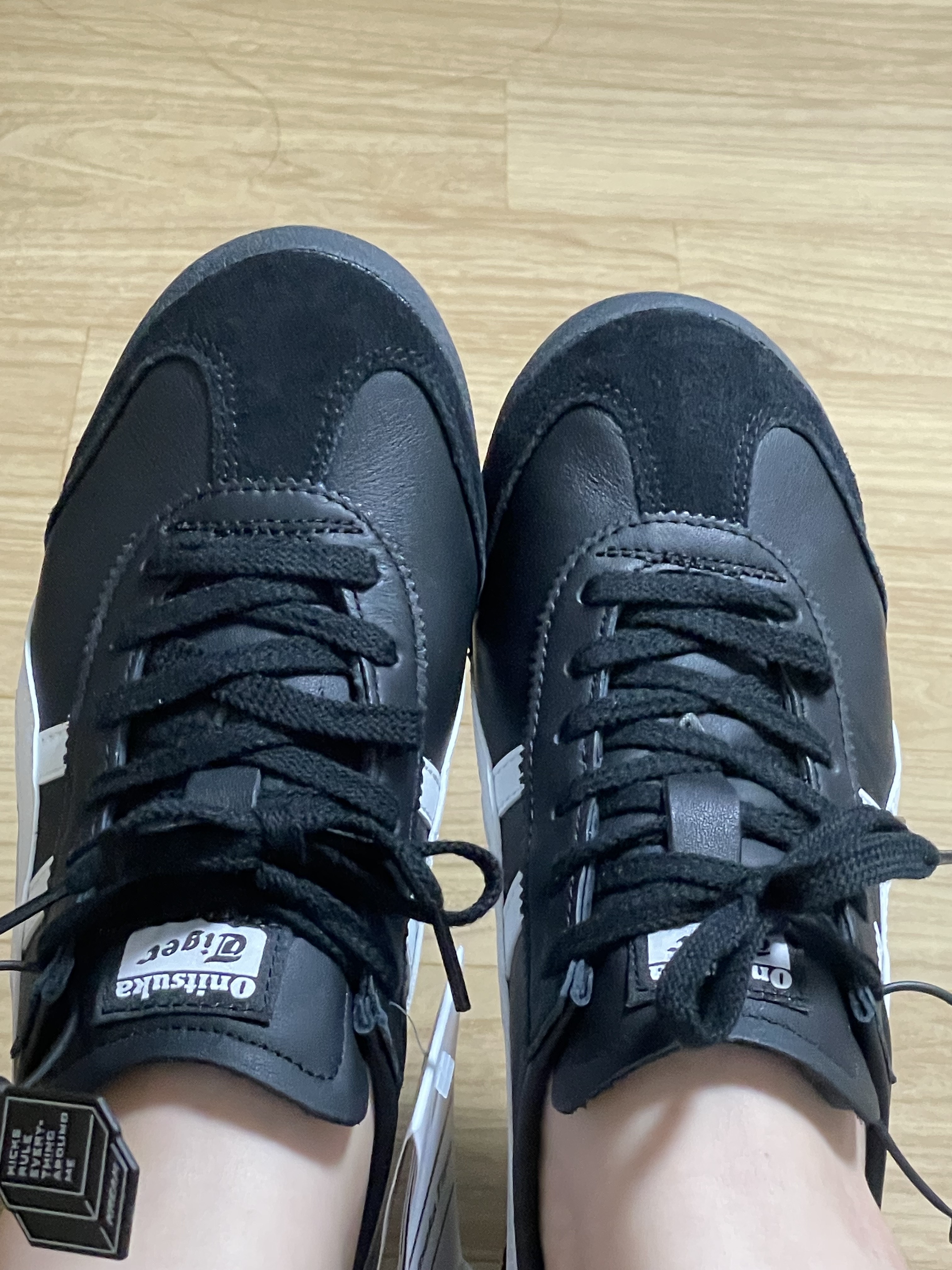 Onitsuka Tiger Mexico 66 Black White 착용 스타일 - 2